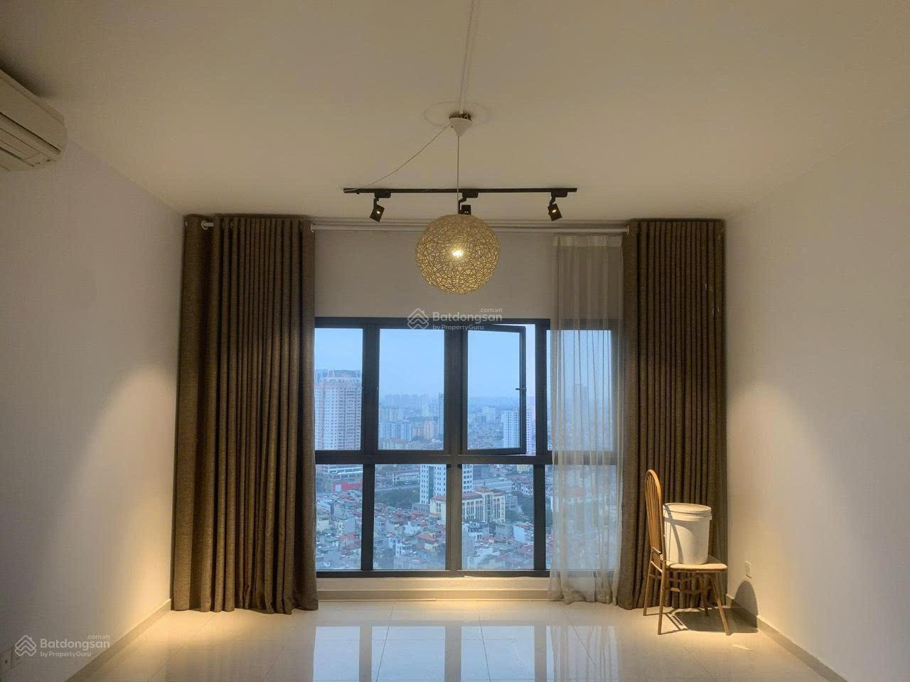 Chuyển nhượng căn hộ 3PN + 1 chung cư Mulberry Lane view trực diện hồ và làng Việt Kiều đón gió Nam