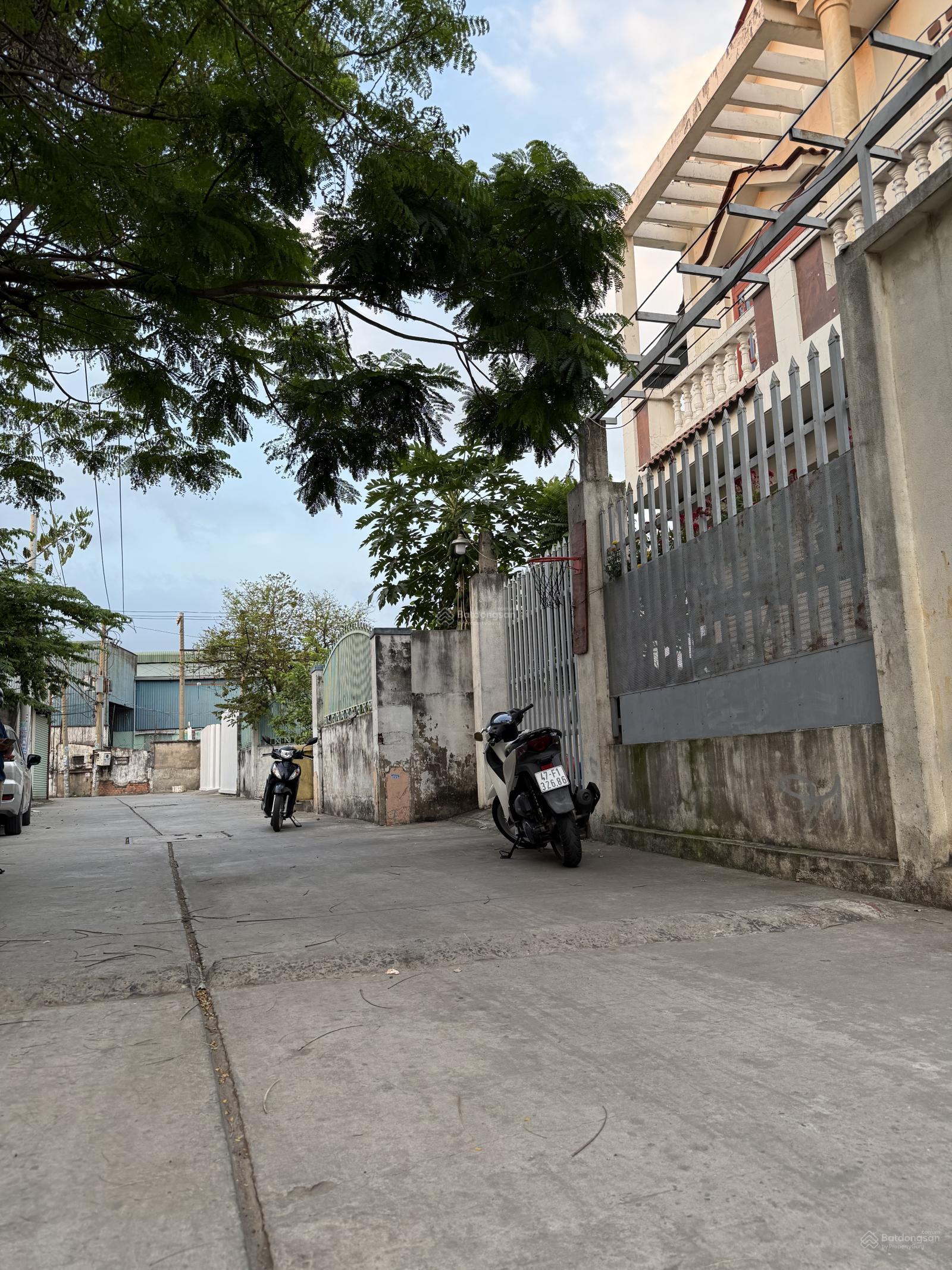 Bán đất 1/ đường Số 5 P. BHH Q. Bình Tân. DT: 5x30m, hẻm 6m thông ra QL1A