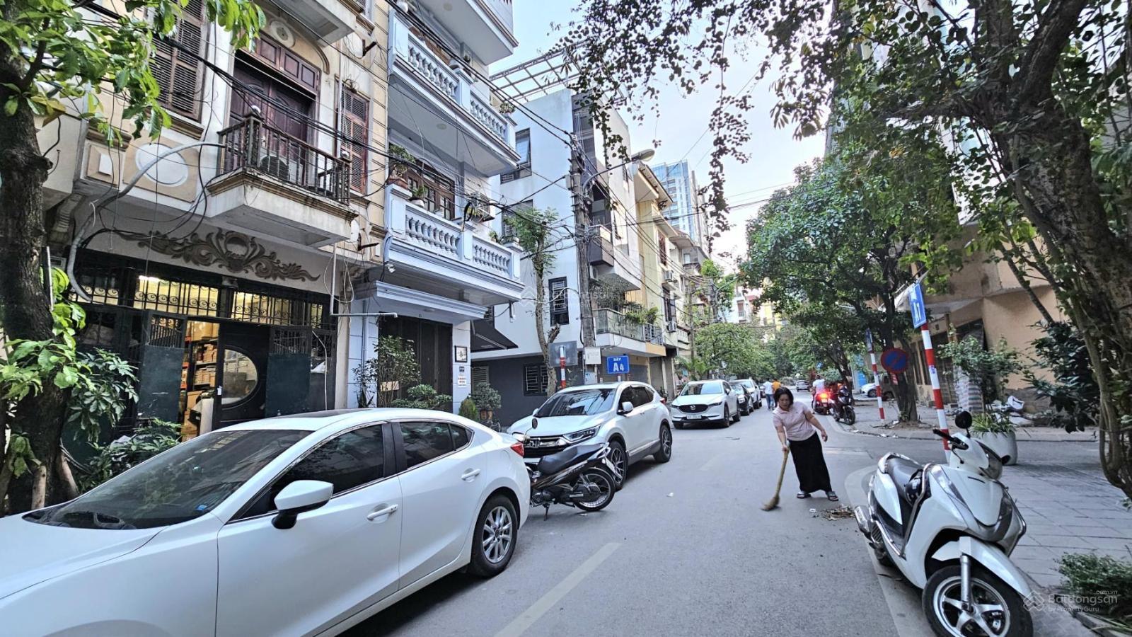 Bán Nhà riêng tại Đầm Trấu, Hai Bà Trưng 16 tỷ, 60m2. Phân lô ô tô tránh.