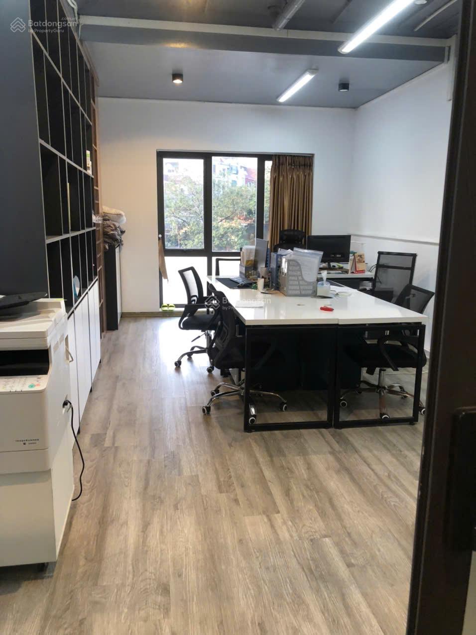 Tôi cần cho thuê nhà Nguyễn Cảnh Dị - Đại Kim, DT 55m*4 tầng,phù hợp làm VP, ở gđ, oto đỗ cửa, 14tr