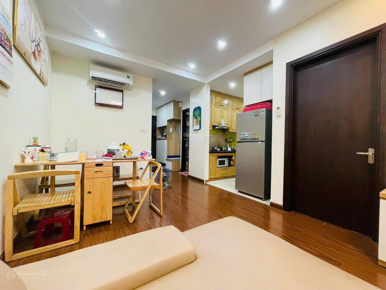 Chuẩn giá bán căn 71m2 (2 ngủ) full nội thất như ảnh, giá 6.3 tỷ tại CH 90 Nguyễn Tuân, Thanh Xuân Chuẩn giá bán căn 71m2 (2 ngủ) full nội thất như ảnh, giá 6.3 tỷ tại CH 90 Nguyễn Tuân, Thanh Xuân