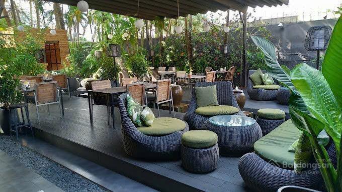 Cho thuê villa sân vườn cực đẹp tại Thảo Điền, Quận 2 diện tích khủng 30x32. Giá 170tr