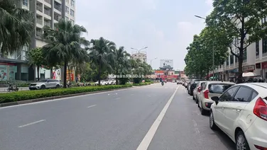 Bán nhanh căn liền kề mặt đường Hàm Nghi, dòng tiền ổn định. Liên hệ 0904 562 ***