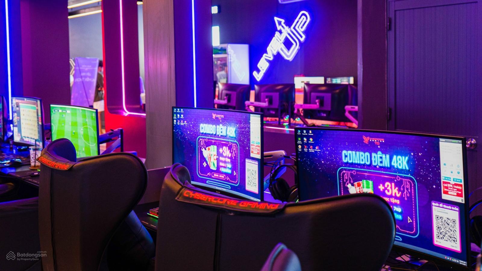 Mặt bằng ngang 8 mét Nguyễn Tri Phương phù hợp làm cyber net, trang sức, trà sữa, spa Mặt bằng ngang 8 mét Nguyễn Tri Phương phù hợp làm cyber net, trang sức, trà sữa, spa