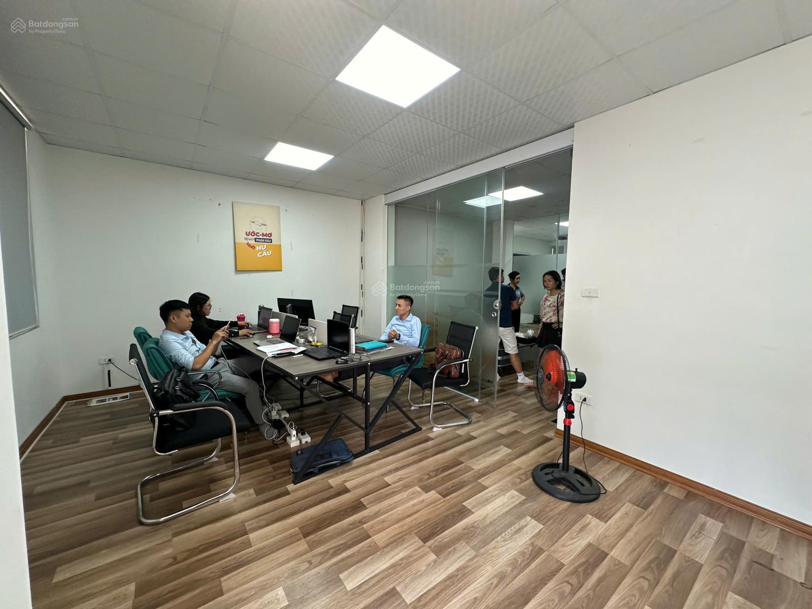 Cho thuê văn phòng Dương Nội - Villa An Phú, diện tích 80m2 đã ngăn phòng làm việc
