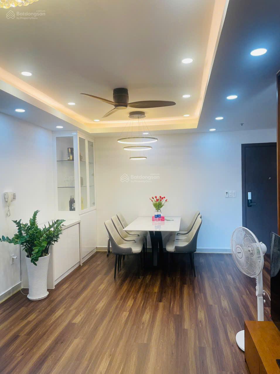 Bán căn hộ Moonlight Park View, Bình Tân, DT 68m2, 2PN giá 3,5 tỷ. LH: 0909 228 *** Minh Sang Bán căn hộ Moonlight Park View, Bình Tân, DT 68m2, 2PN giá 3,5 tỷ. LH: 0909 228 *** Minh Sang