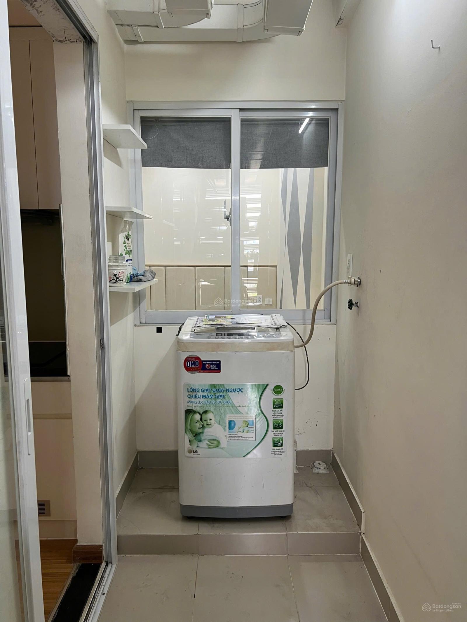 Em cần cho thuê căn hộ Flora fuji, D1 khu Nam Long, quận 9 gồm 2 pn, 2 vệ sinh full nội thất