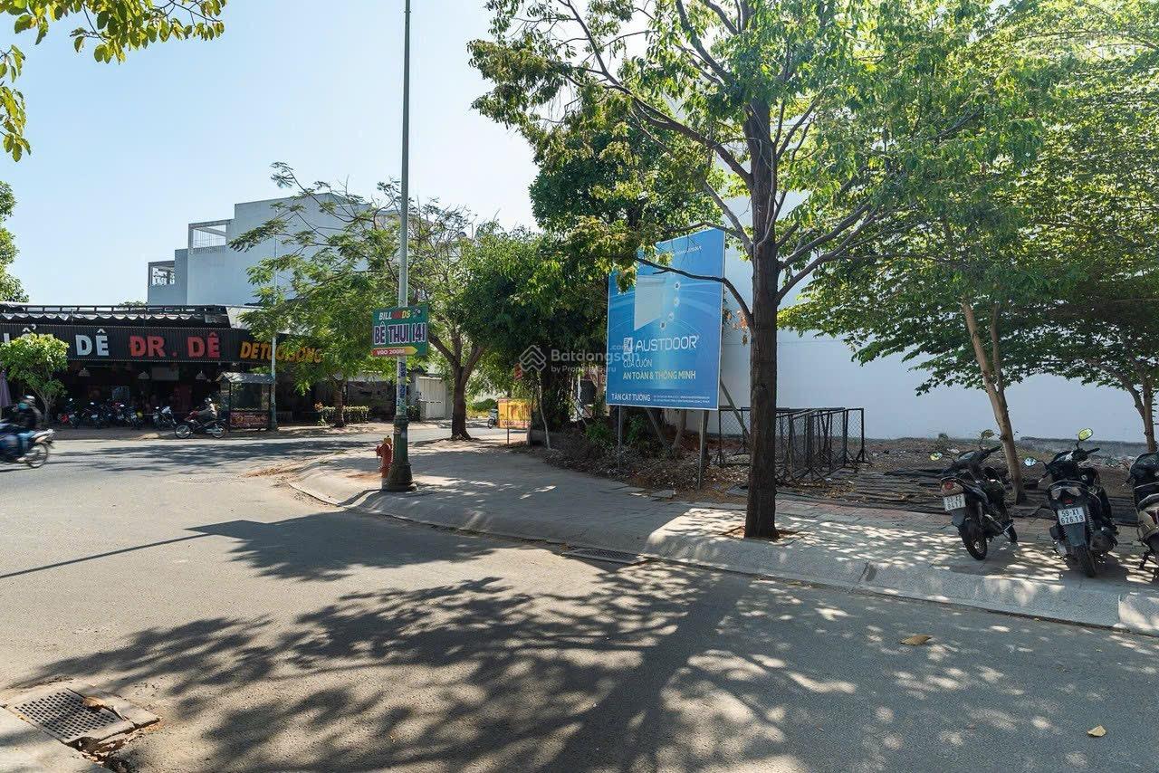 Bán đất lô góc Đông Thủ Thiêm 214.1 m2 LH chính chủ Sam