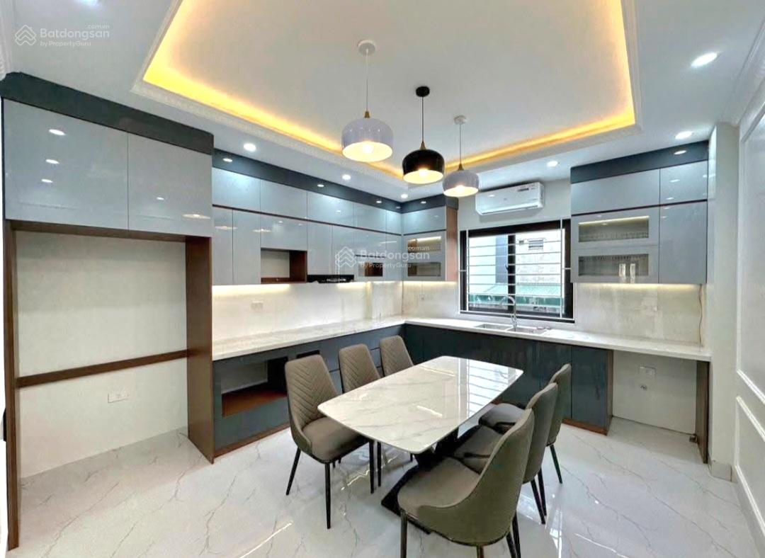 [Xinh nhất phố] Trần Quốc Hoàn 17.5 tỷ 42m2 - Oto KD khu Giảng viên Đại học xây mới 5T thang máy