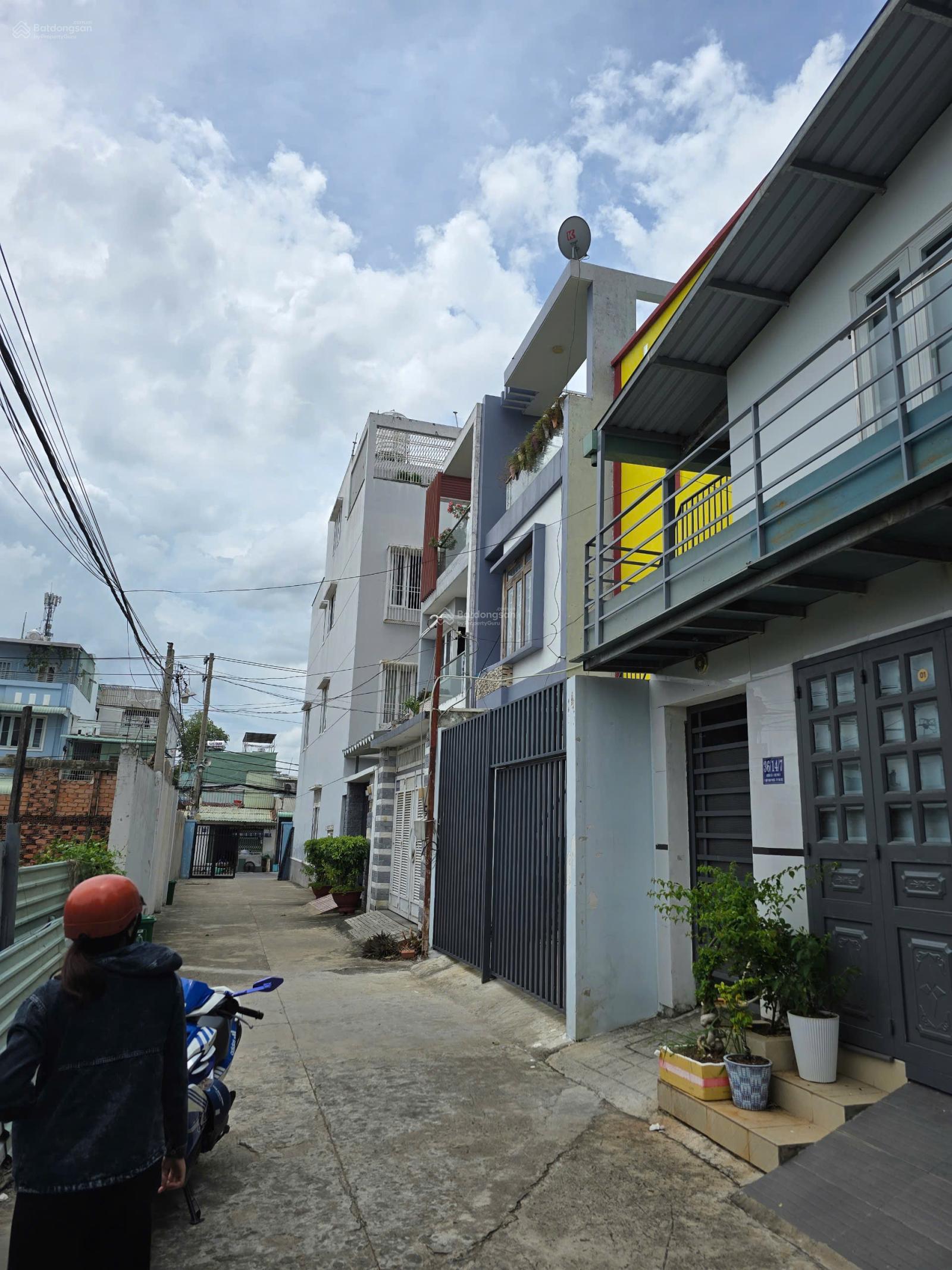Bán đất đường 36, p. Hiệp Bình Chánh, TP Thủ Đức. 5x20=100m, hẻm oto, 7tỷ8. Lh: 0903 333 *** Mr Viên