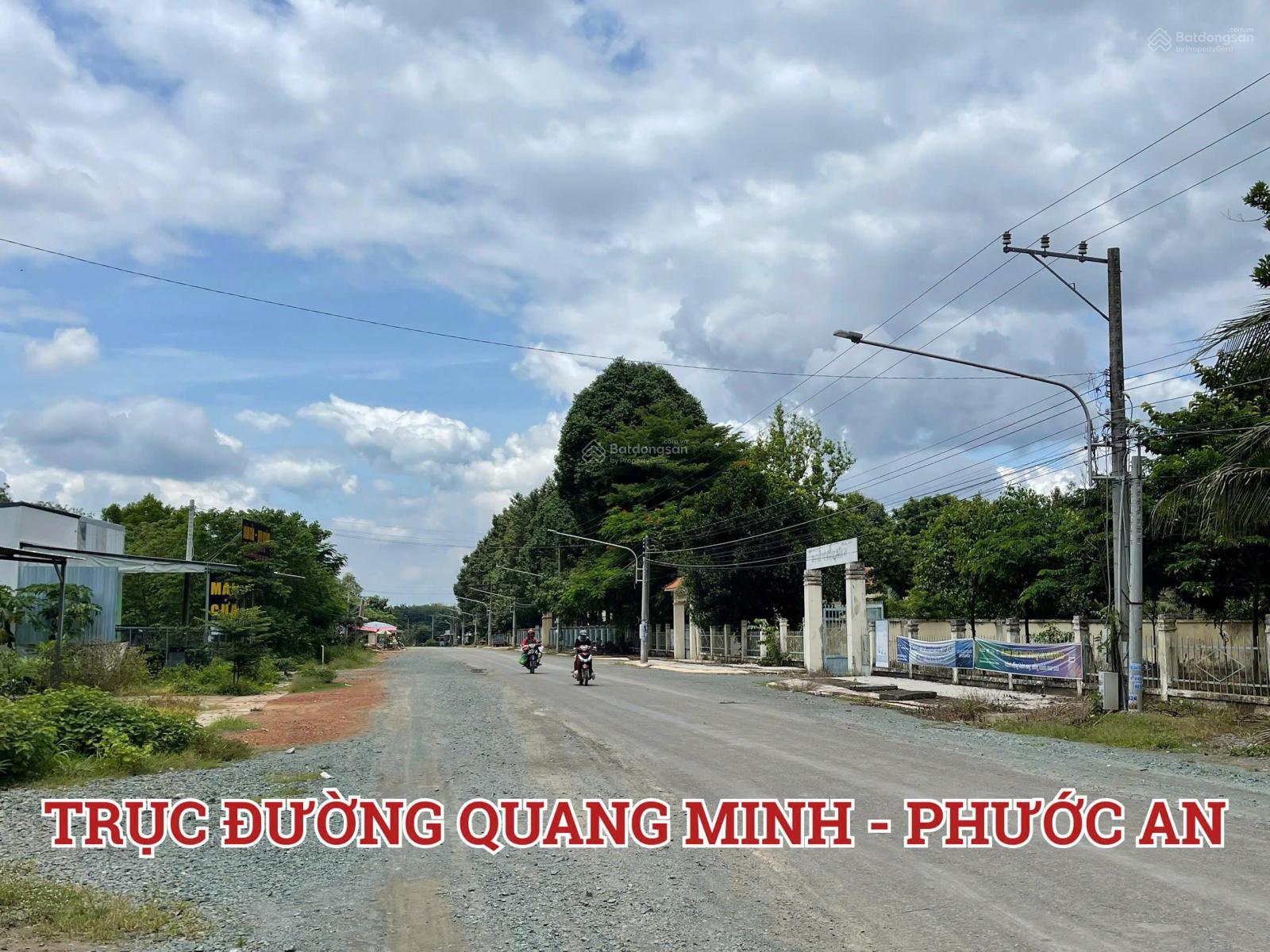 Đất mặt tiền đường 32m ngay chợ trường UBND Quang Minh