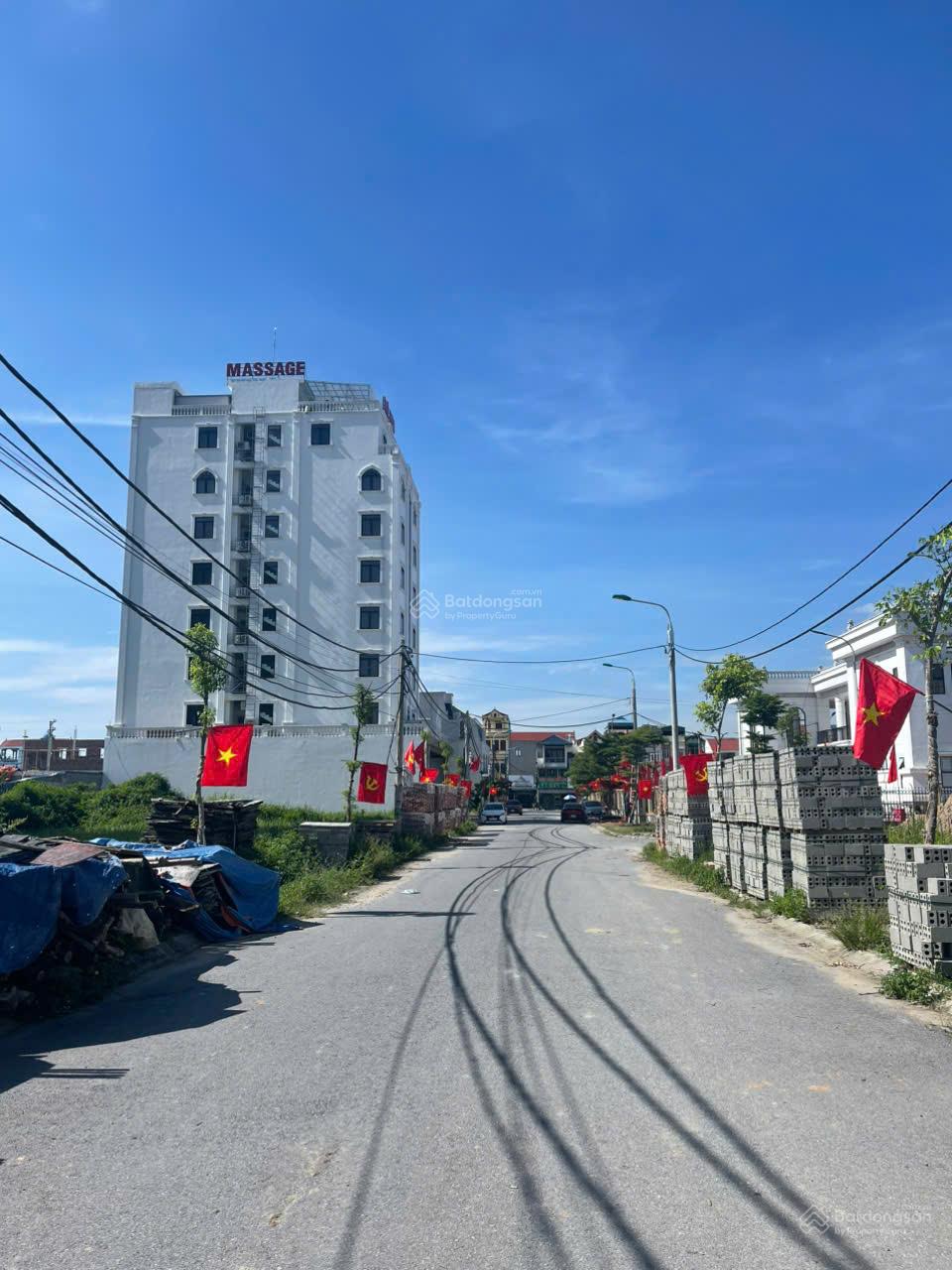 Bán 110m2 cổng KĐT Phố Nối House