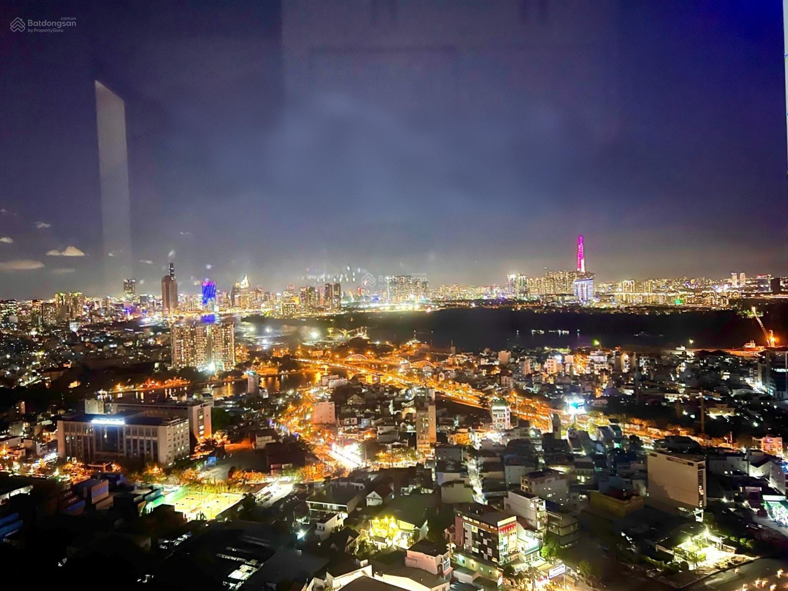 Căn góc 2PN - 2WC layout siêu hot, view Q1, LM81 thoáng - ngắm pháo hoa cực đỉnh