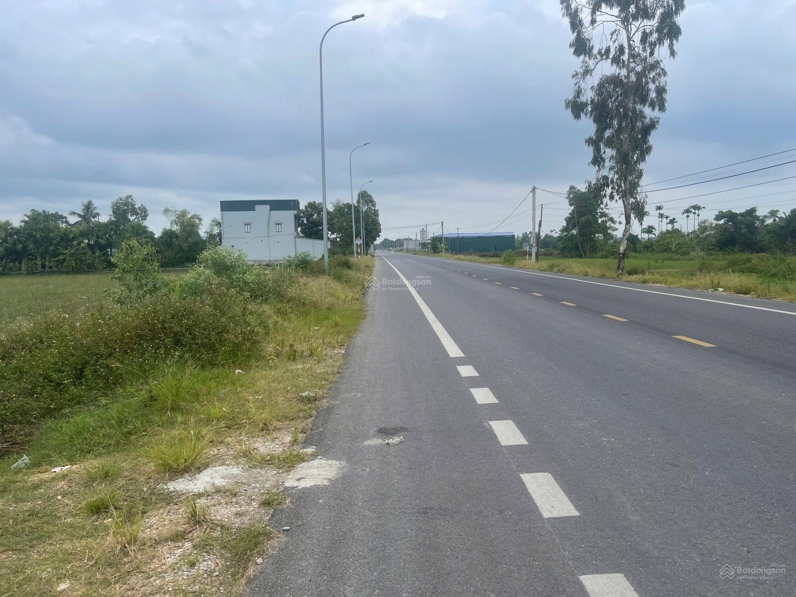 Chính chủ cần bán 125m2 đất đấu giá đường Thanh Niên xã Quảng Đức chỉ hơn 800tr 0977 514 ***