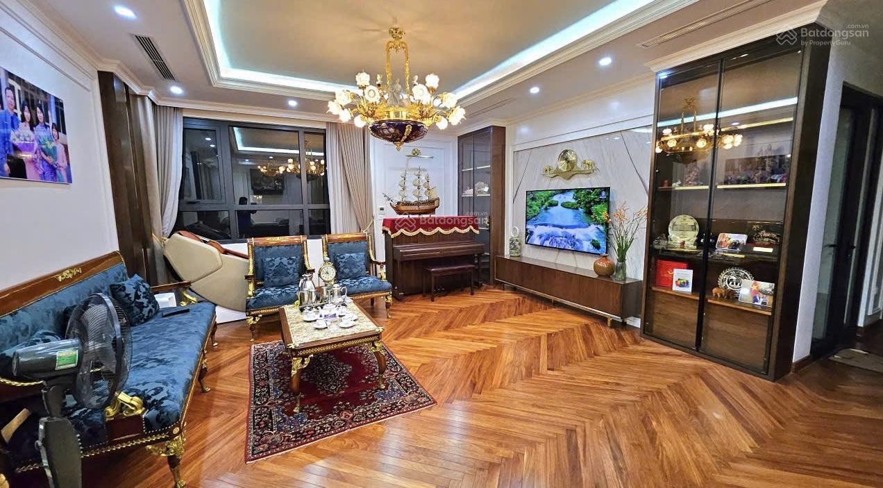 Em Bán căn 161,4m2 Toà BRG - 25 Lê Văn Lương ( Diamond residence ) full nội thất có slot xe