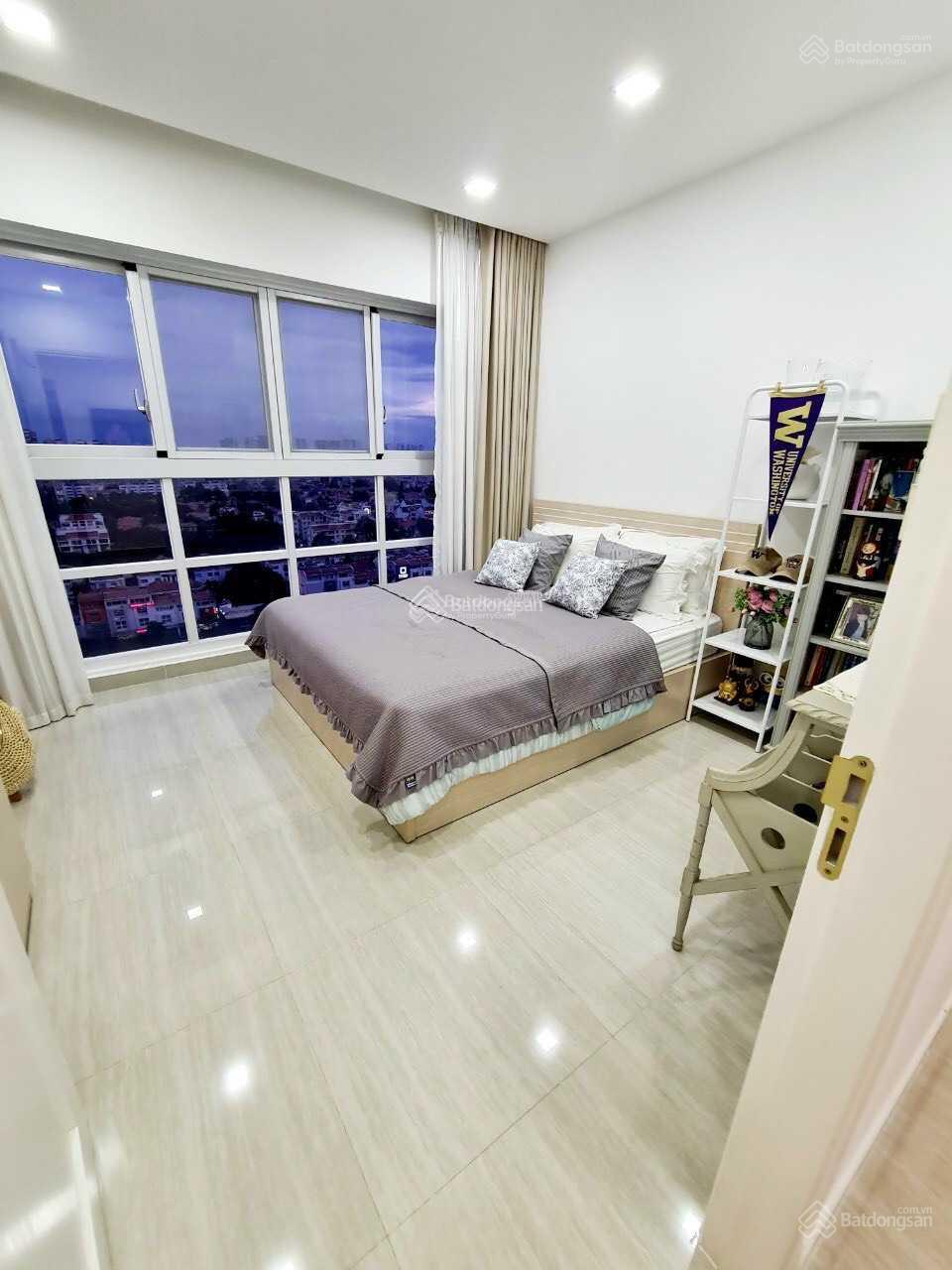 Tin thật bán căn hộ Riviera Point (Cam kết giá thật không ảo). View sông. DT 99m². Bán 6.1tỷ
