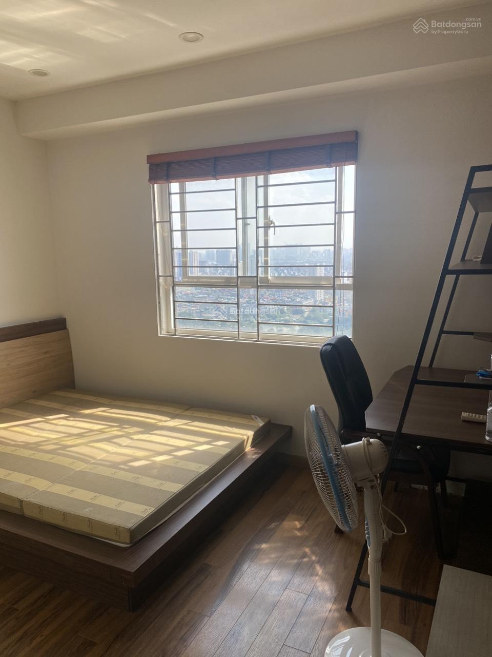 Bán căn 70m 2PN2VS C14 Tố Hữu giá 5,3ty