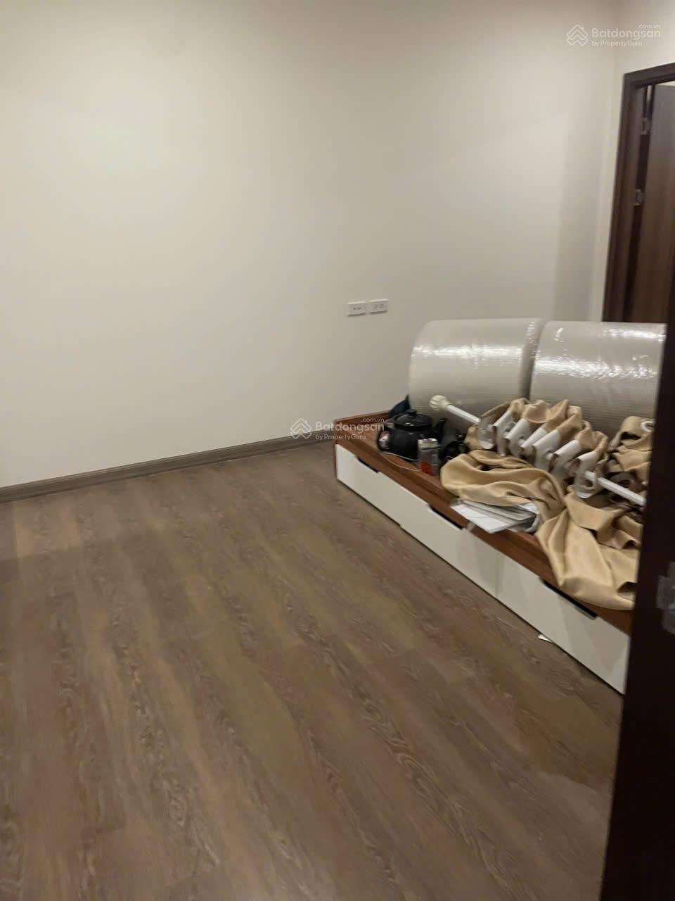 Căn hộ CC Osaka Complex - 48 Ngọc Hồi, 71m2, 2PN rộng, giá 3,6 tỷ (đầy đủ nội thất)