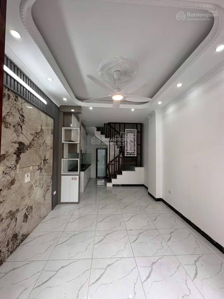 CC gửi bán Lô góc 4Tx32m2 giá chỉ 3.3 tỷ. Ô tô đỗ cửa nhà. Gần ĐHSP TDTT, đường QL6. Lh 0966 929 ***