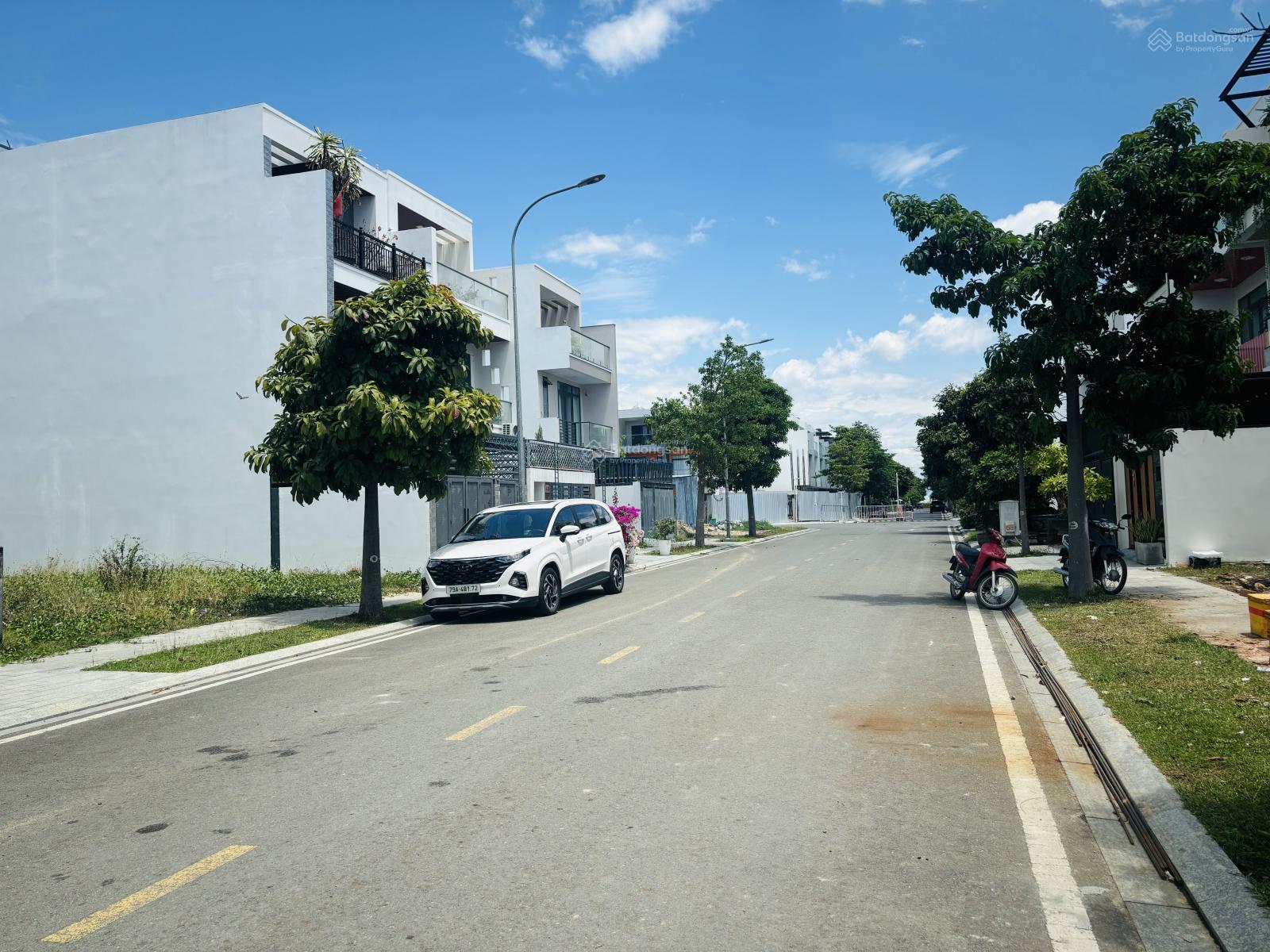 Bán lô đất thuộc lock 2 mặt thoáng hiếm gói 7 KĐT Mỹ Gia, đường thông 14m sạch giá 5.9 tỷ bao hết