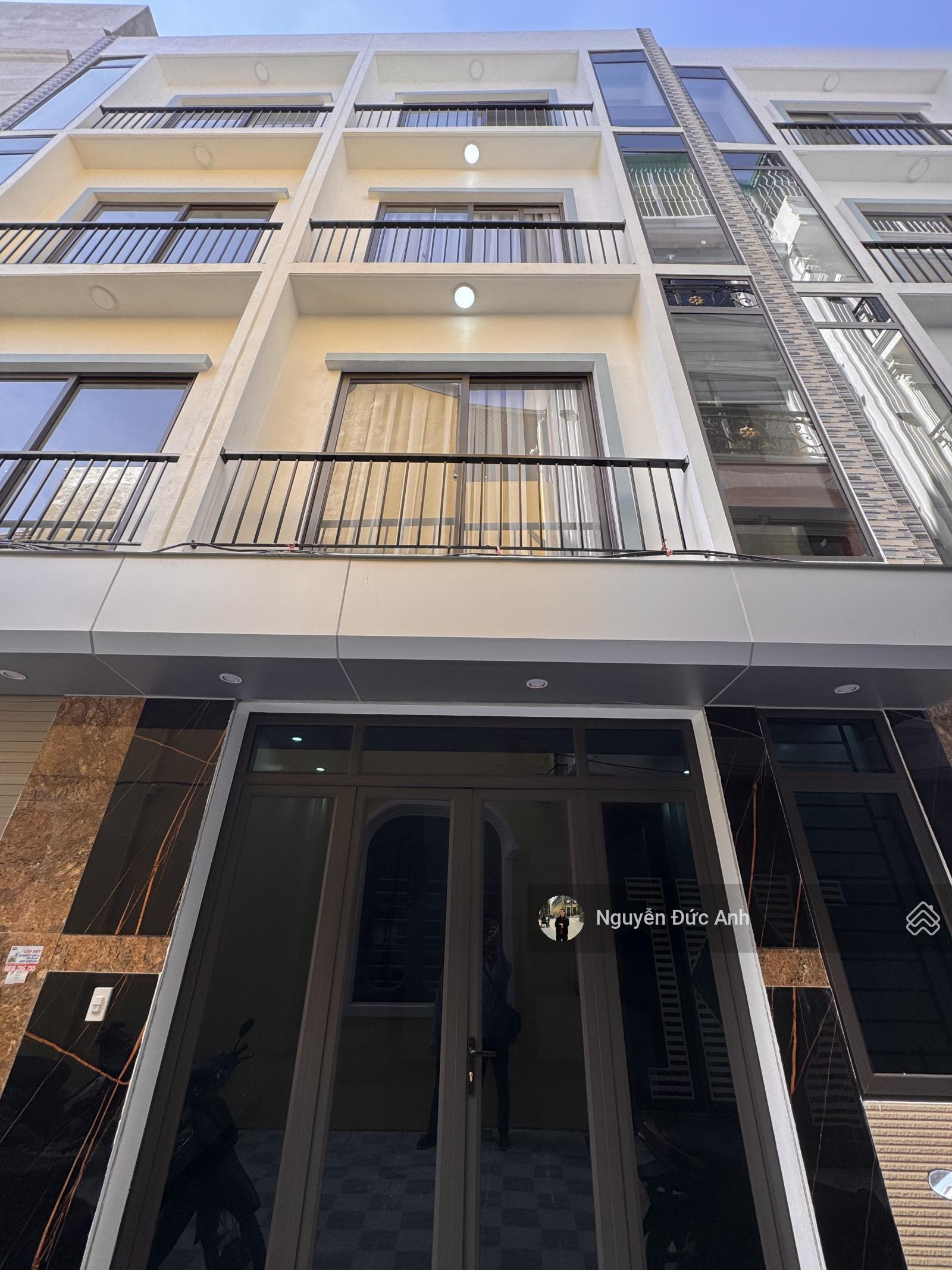 Bán nhà ngõ thông ô tô qua ngay Phố Lụa, Vạn Phúc - Diện tích: 30m2 x 5 Tầng xây mới Full Nội Thất