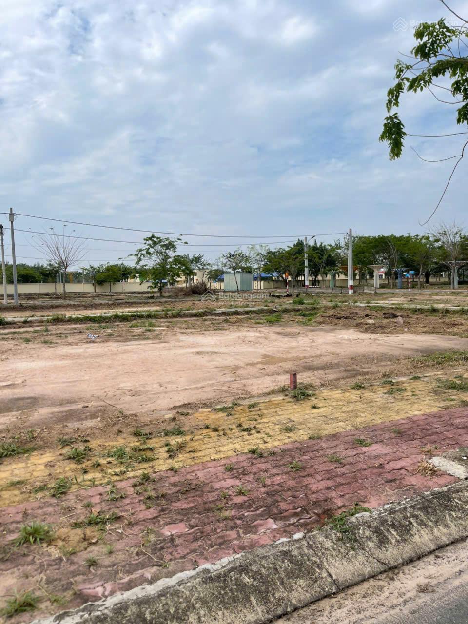Đầu tư 150m2 đất, full TC, giá mềm cho nhà đầu tư, gần KCN Becamex, MTĐ nhựa 5m, giá tốt sinh lời