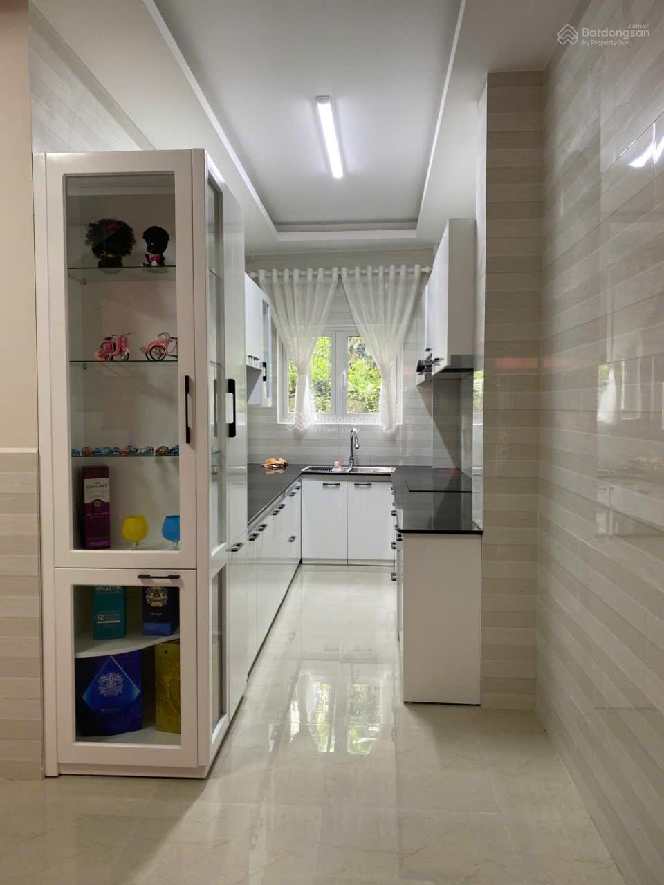 Bán nhà 4 phòng trung tâm đà lạt -sổ riêng đường ô tô 8,7 tỷ công chứng nhanh gọn Bán nhà 4 phòng trung tâm đà lạt -sổ riêng đường ô tô 8,7 tỷ công chứng nhanh gọn