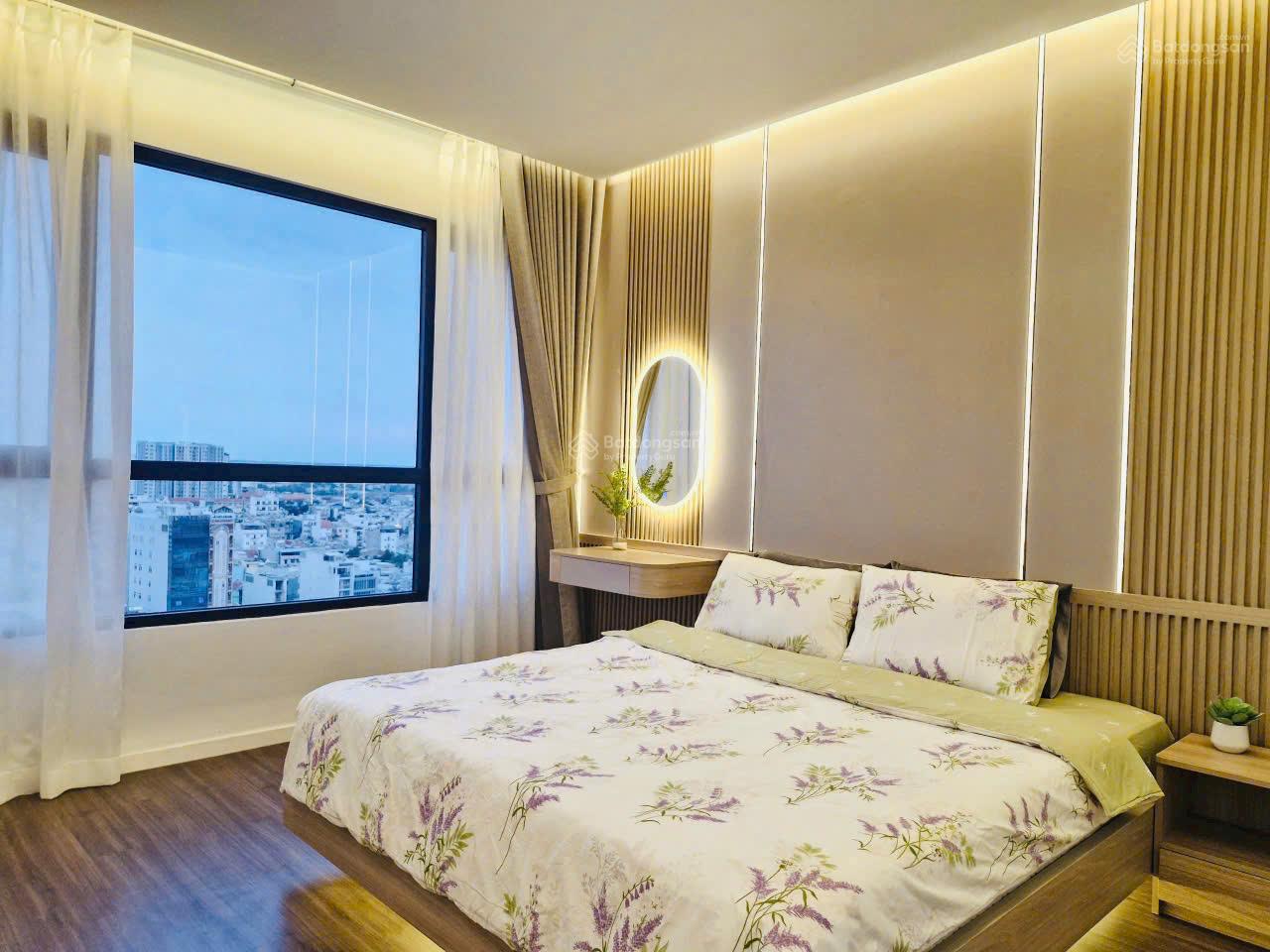 Chính chủ Cho thuê căn hộ Midtown Phú Mỹ Hưng, 22 triệu, 91m2, 2PN, 2WC, LH: 0914 574 ***(Mr Thao).