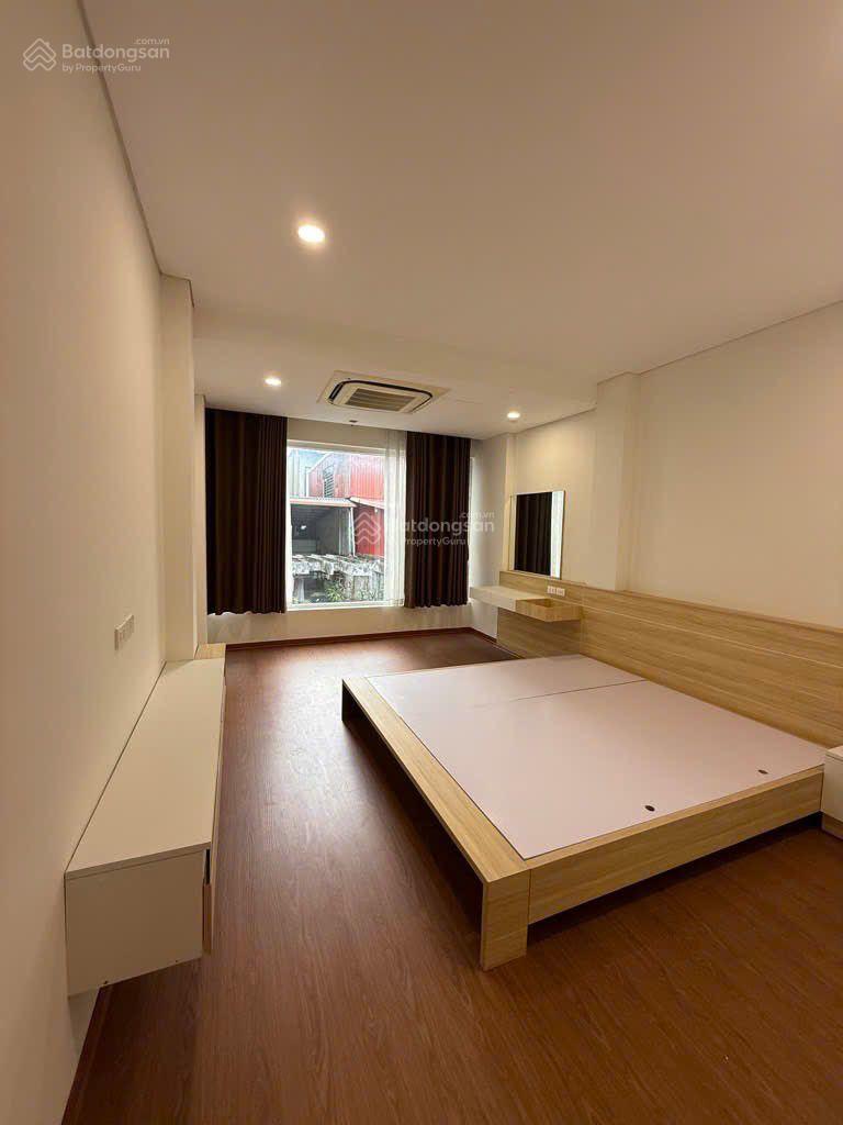 Mặt Phố Láng Hạ - 65m2 - 5 tầng - ô tô tránh, dừng đỗ ngày đêm - khu vực sầm uất, kinh doanh Mặt Phố Láng Hạ - 65m2 - 5 tầng - ô tô tránh, dừng đỗ ngày đêm - khu vực sầm uất, kinh doanh