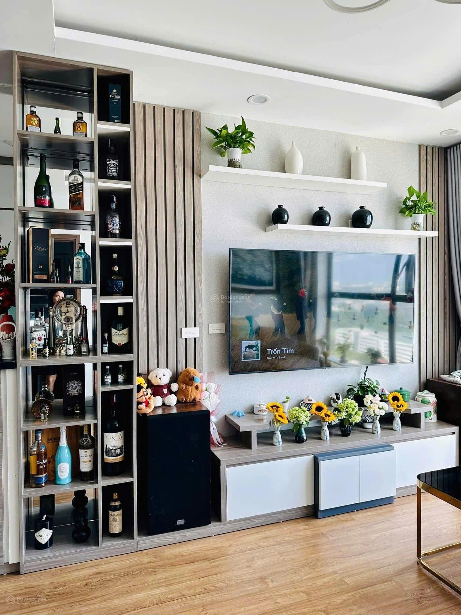 Bán căn Hoa Hậu 3 ngủ 80m2 Ecohome 3, Thương Mại , giá hơn 5 tỷ, full nội thất tâm huyết xịn Bán căn Hoa Hậu 3 ngủ 80m2 Ecohome 3, Thương Mại , giá hơn 5 tỷ, full nội thất tâm huyết xịn