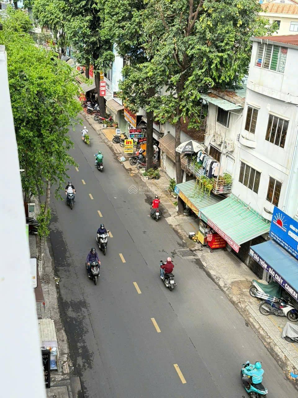 Nhà mặt tiền đường Nguyễn Thái Bình, P. 4, Tân Bình, 5 tầng, giá 10,8 tỷ