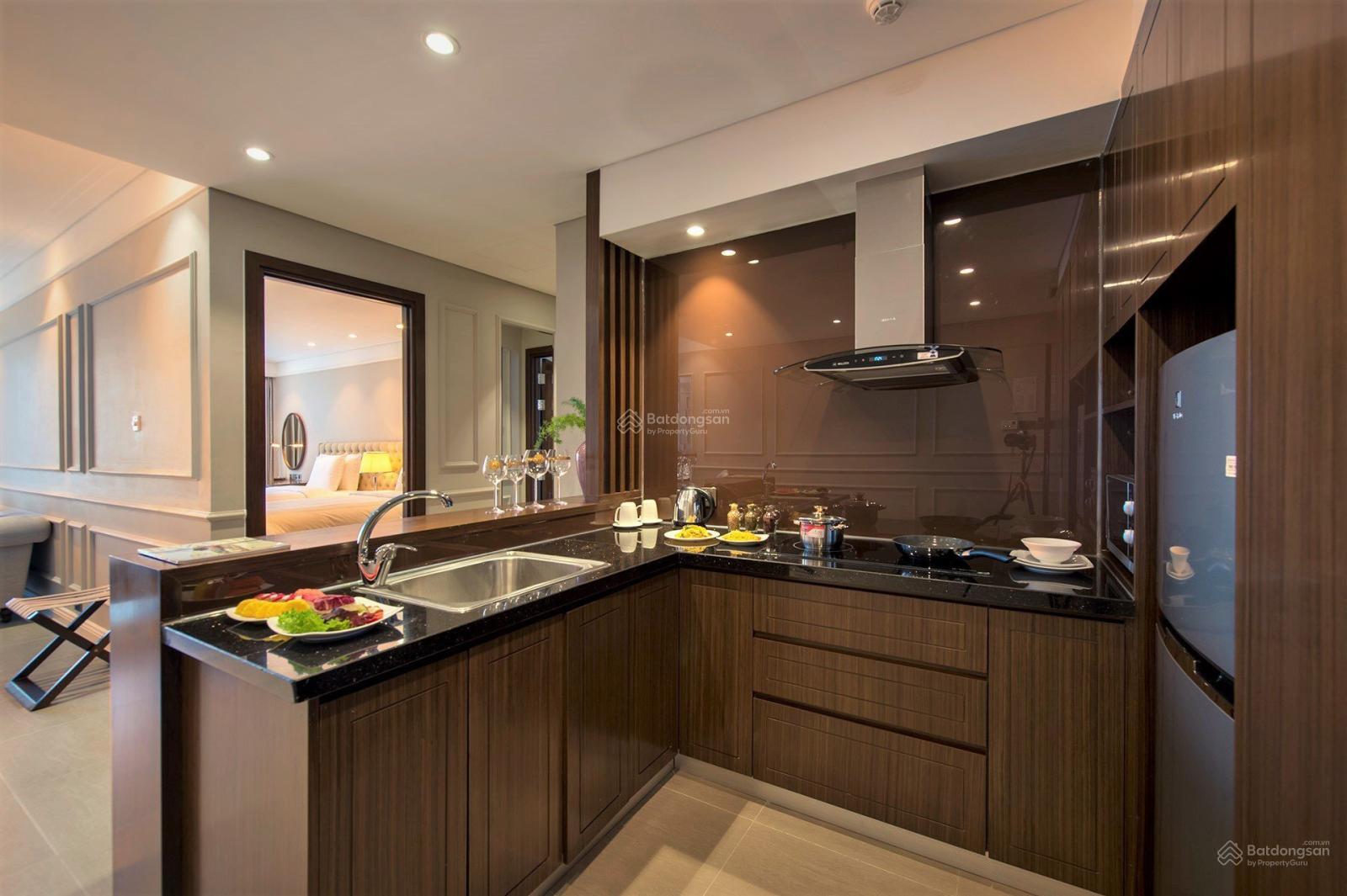 Chính chủ cần tiền gấp bán căn 2PN 100m2 view biển Mỹ Khê, hướng Đông Nam mát mẻ - giá ngộp bank