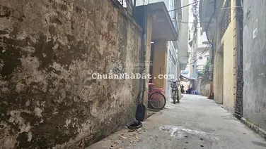 Bán đất tặng nhà khu Yên Hoà, Cầu Giấy 20m ra mặt phố tiện ích bạt ngàn. 50m2x2 tầng cũ giá 11.8 tỷ