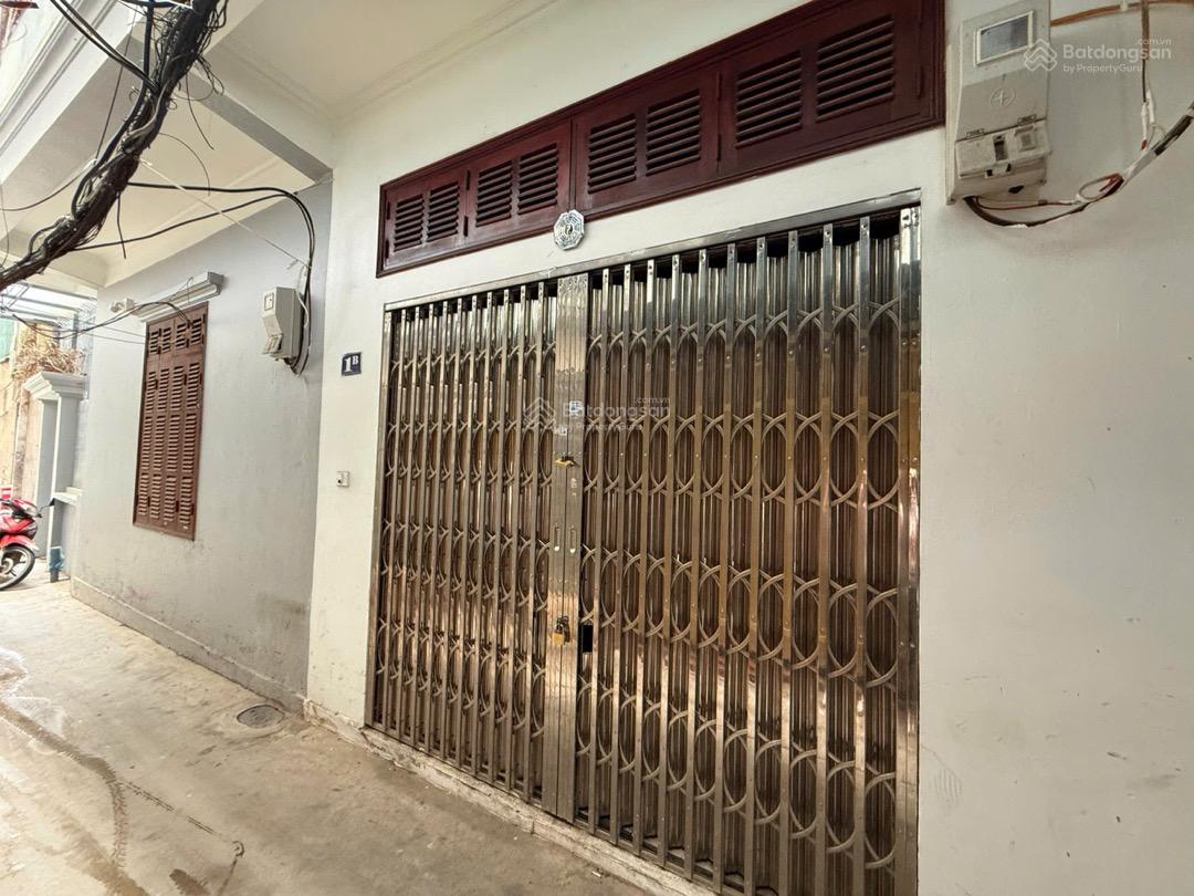 Bán đất tặng nhà khu Yên Hoà, Cầu Giấy 20m ra mặt phố tiện ích bạt ngàn. 50m2x2 tầng cũ giá 11.8 tỷ Bán đất tặng nhà khu Yên Hoà, Cầu Giấy 20m ra mặt phố tiện ích bạt ngàn. 50m2x2 tầng cũ giá 11.8 tỷ