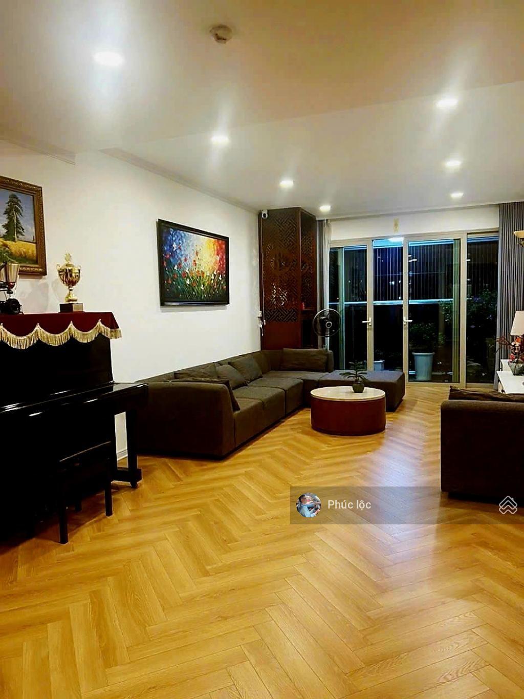 Bán nhà phố Triệu Việt Vương, 80 m2 x 4 tầng, 40 tỷ
