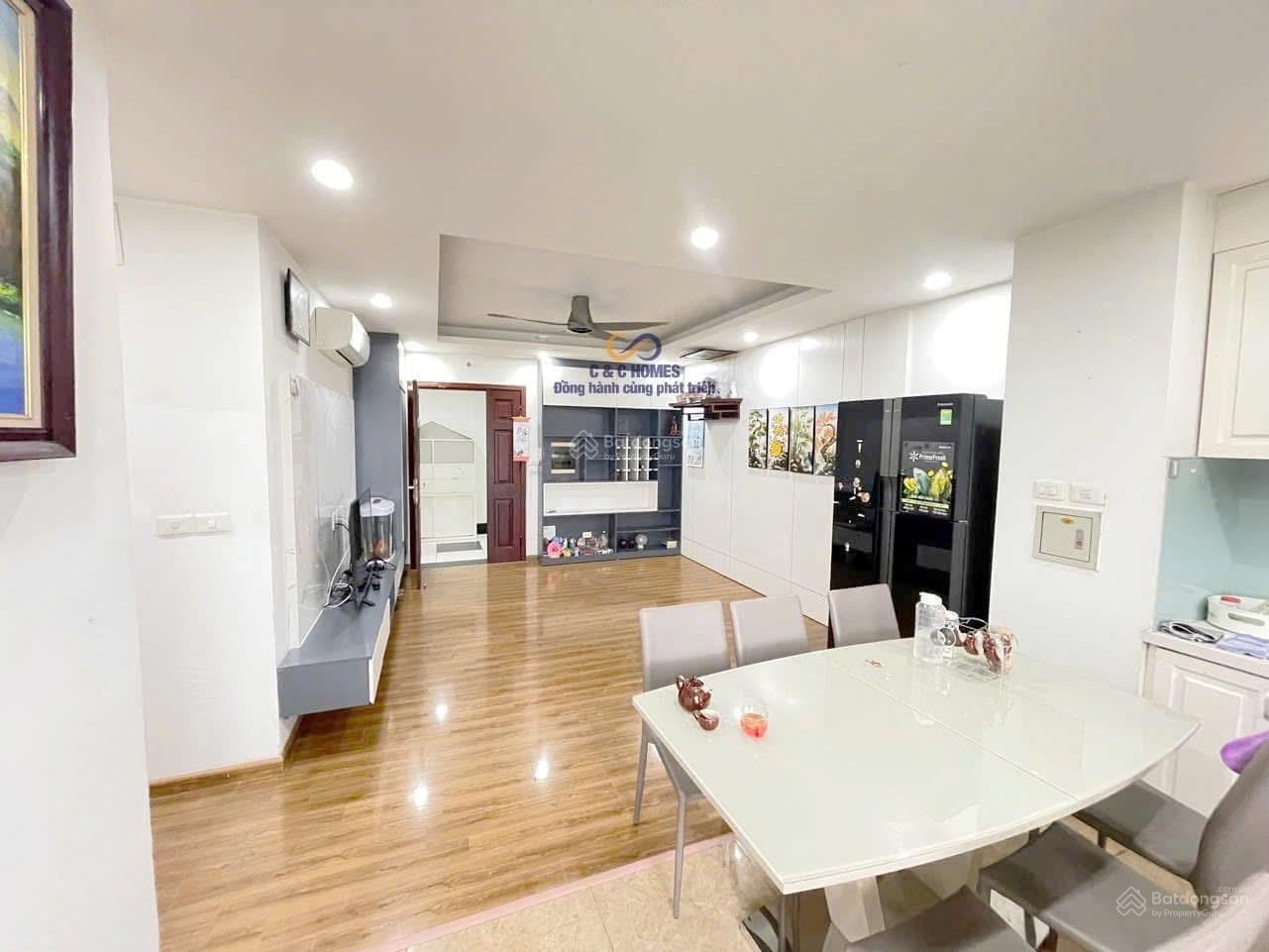Bán căn 3 ngủ+1 phòng đa năng - 90m2, căn góc 2 mặt thoáng, giá 6,5 tỷ. LH: 0813 489 ***