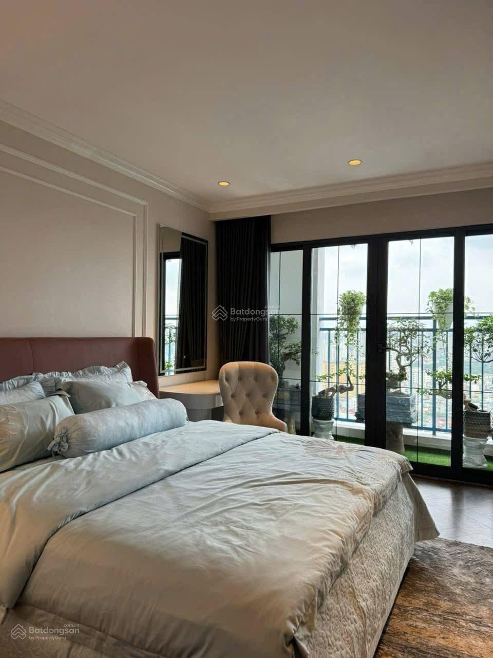 Chủ nhà gửi bán căn hộ penthouse 4PN 317m2 chung cư Ngoại Giao Đoàn toà N01T5 giá 89tr/m2 Chủ nhà gửi bán căn hộ penthouse 4PN 317m2 chung cư Ngoại Giao Đoàn toà N01T5 giá 89tr/m2
