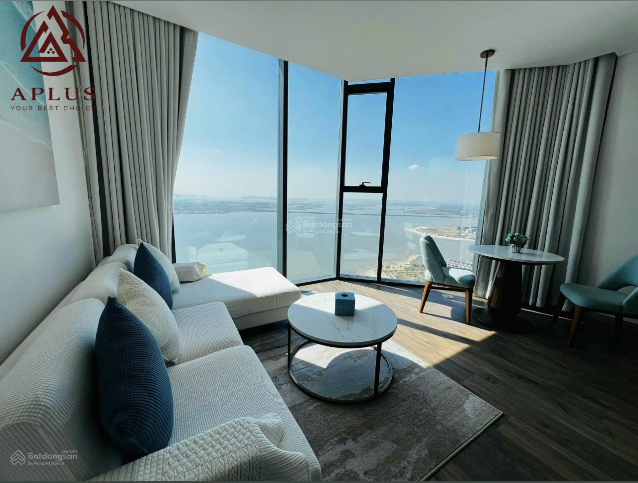 Tổng nguồn A La Carte Hạ Long view biển - thành phố chỉ tỷ 2,x tỷ