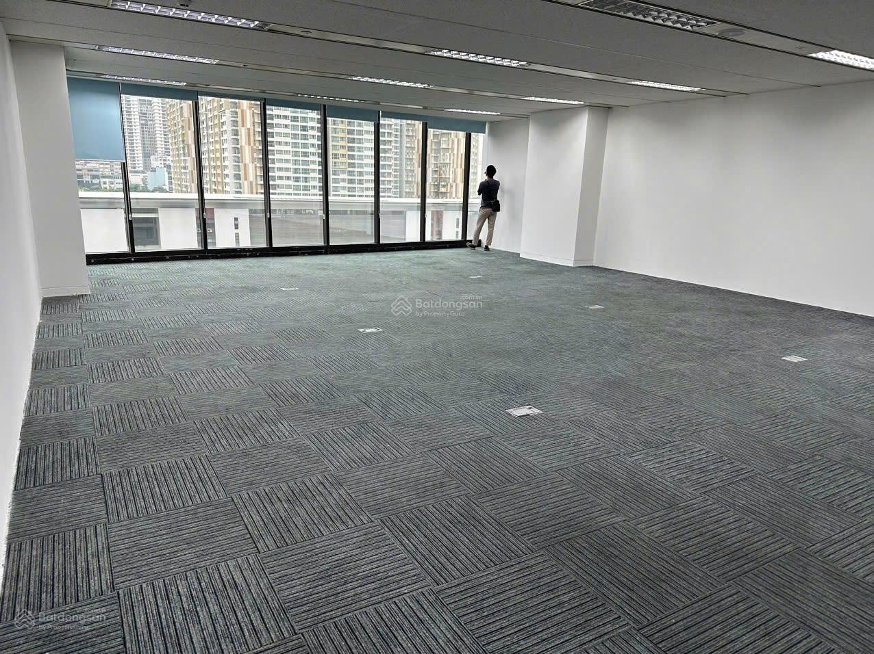 BQL cho thuê toà nhà văn phòng The Zei Plaza dt 100 - 200 - 500 - 800 - 1500m2, giá thuê 150/m2/th