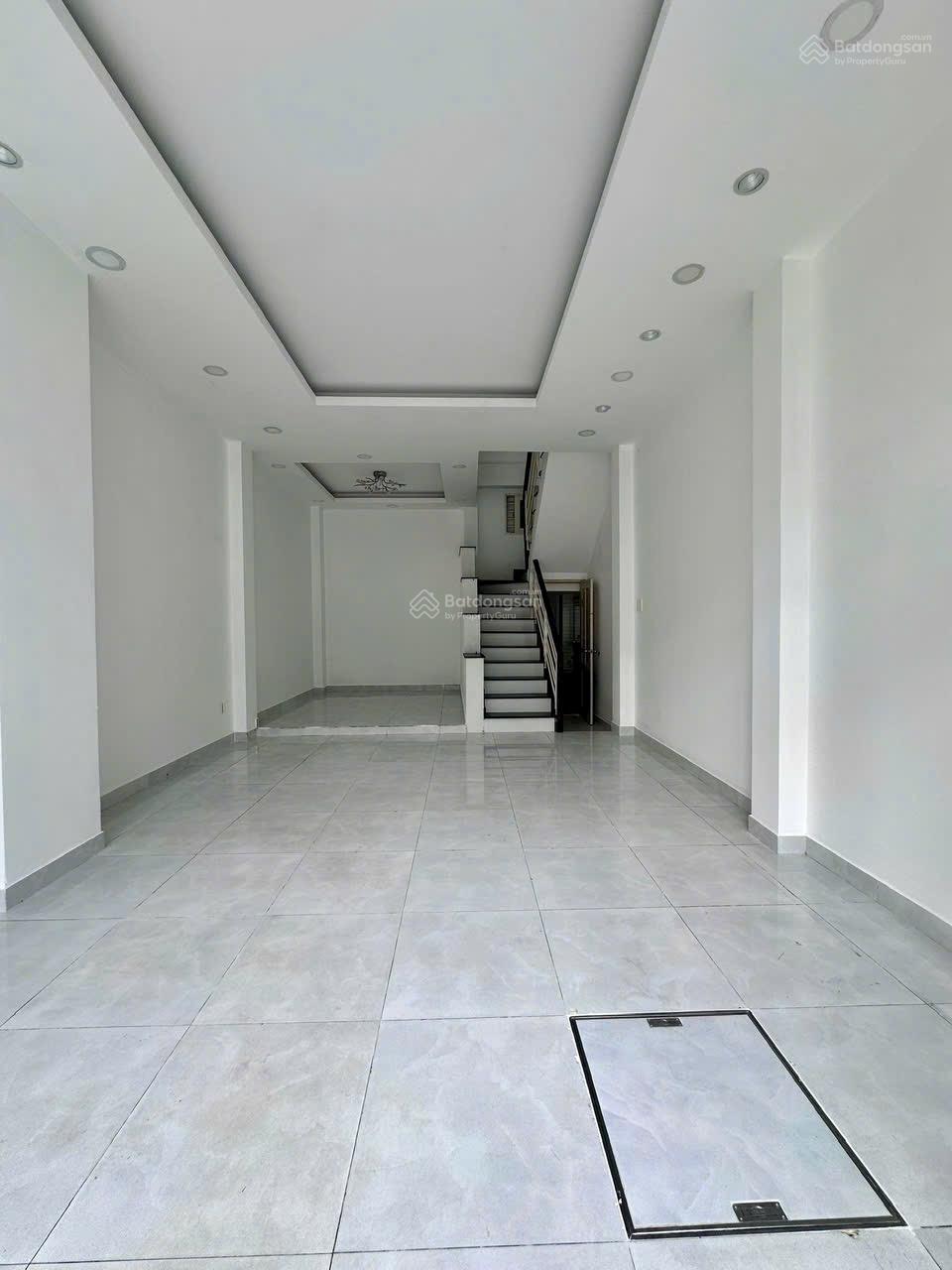 Cô Hạnh bán nhà Phùng Khắc Khoan-ĐaKao-Q1, gần công viên Lê Văn Tám. 3tỷ980/76m2 đang cho thuê 26tr