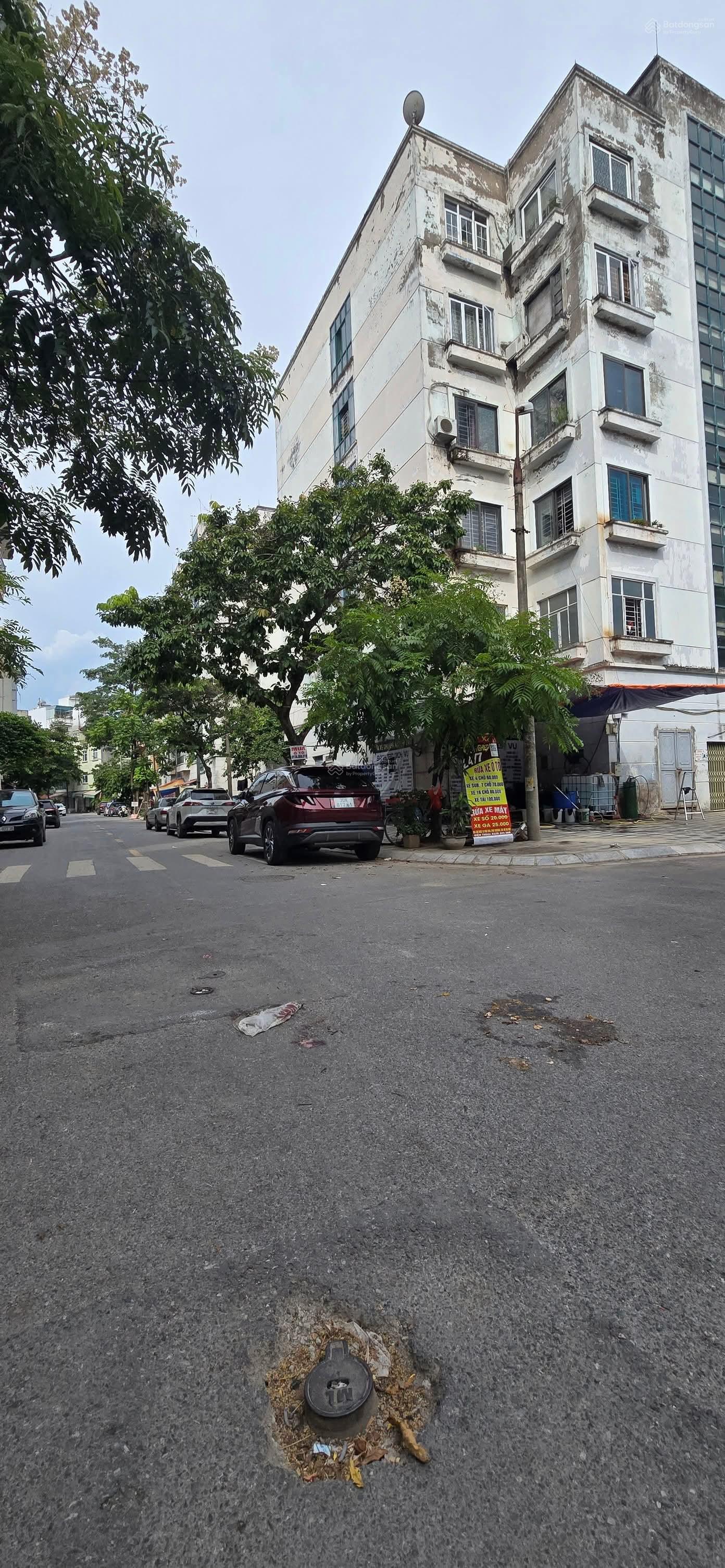 BÁN ĐẤT MP PHÚC HOA, 70 M2, MT 5.5 M. TẶNG GPXD 7 T, 1 HẦM. VỈA HÈ ÔTÔ TRÁNH, KD . GIÁ 19. 86 TỶ BÁN ĐẤT MP PHÚC HOA, 70 M2, MT 5.5 M. TẶNG GPXD 7 T, 1 HẦM. VỈA HÈ ÔTÔ TRÁNH, KD . GIÁ 19. 86 TỶ