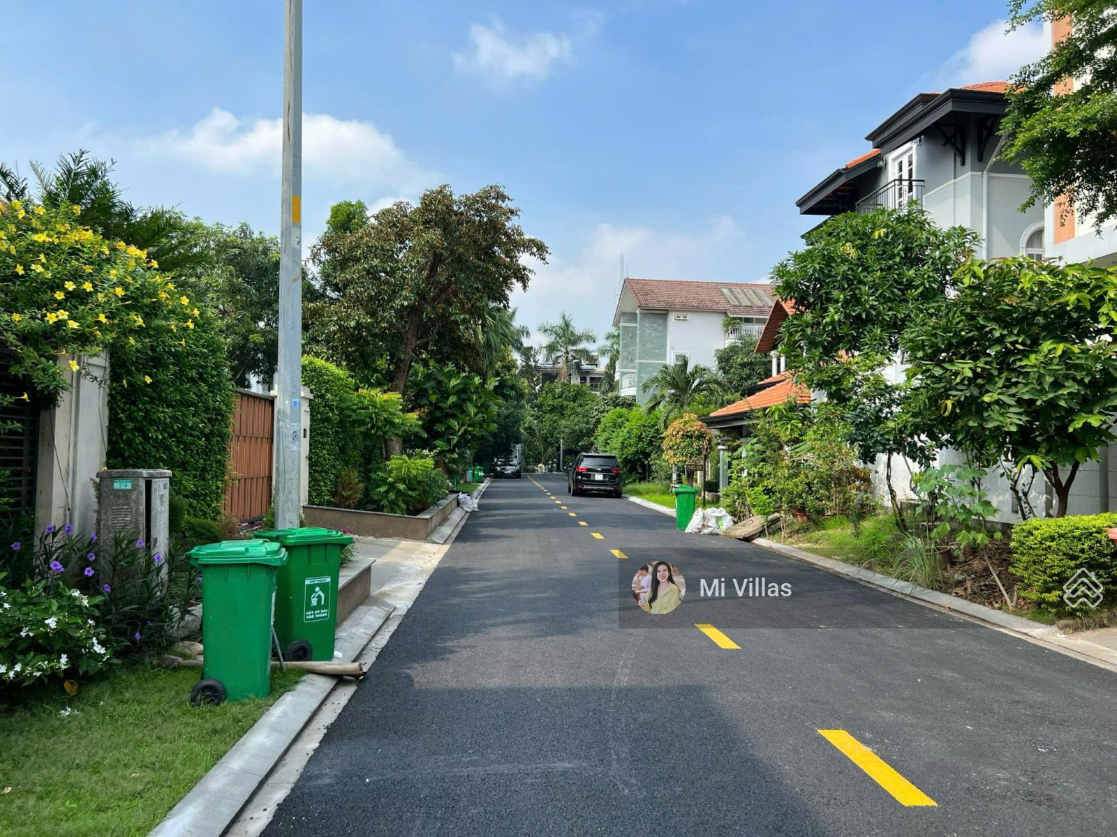 Giảm 20 tỷ! bán gấp 450m2 đất compound Thảo Điền 1, Nguyễn Văn Hưởng Q2 DT 18x25 giá 100 tỷ Giảm 20 tỷ! bán gấp 450m2 đất compound Thảo Điền 1, Nguyễn Văn Hưởng Q2 DT 18x25 giá 100 tỷ