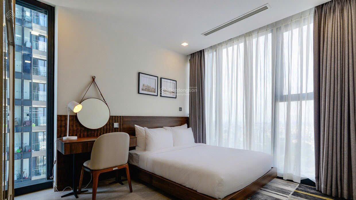 Bán căn hộ chung cư Phú Hoàng Anh, 4,2 tỷ, 129m2, 3PN, 3WC, uy tín