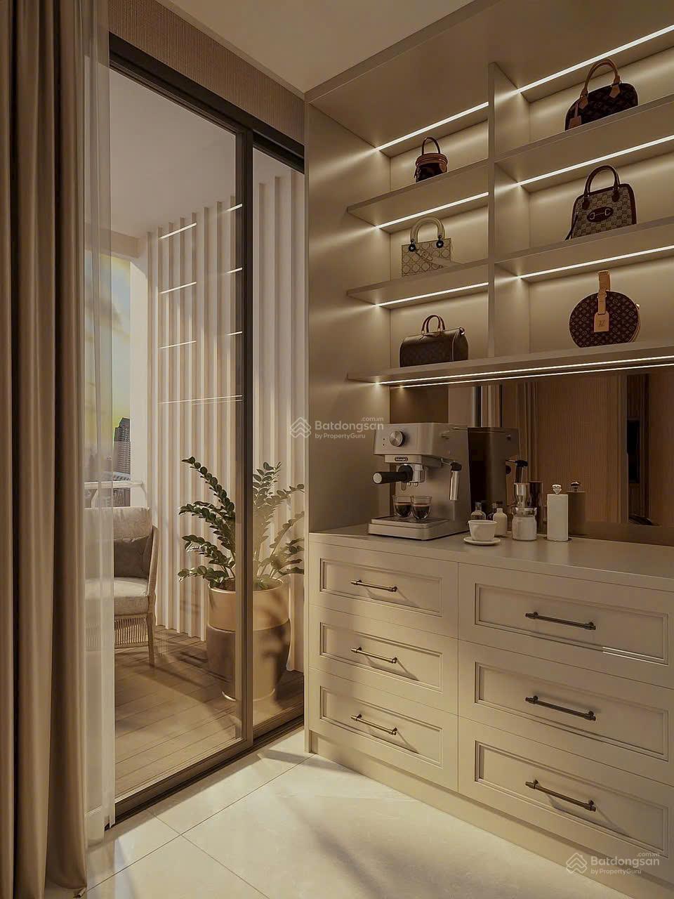 Bán căn hộ 5PN + 3WC tại Phú Hoàng Anh, Nguyễn Hữu Thọ, Nhà Bè, 6 tỷ VND, 230m2