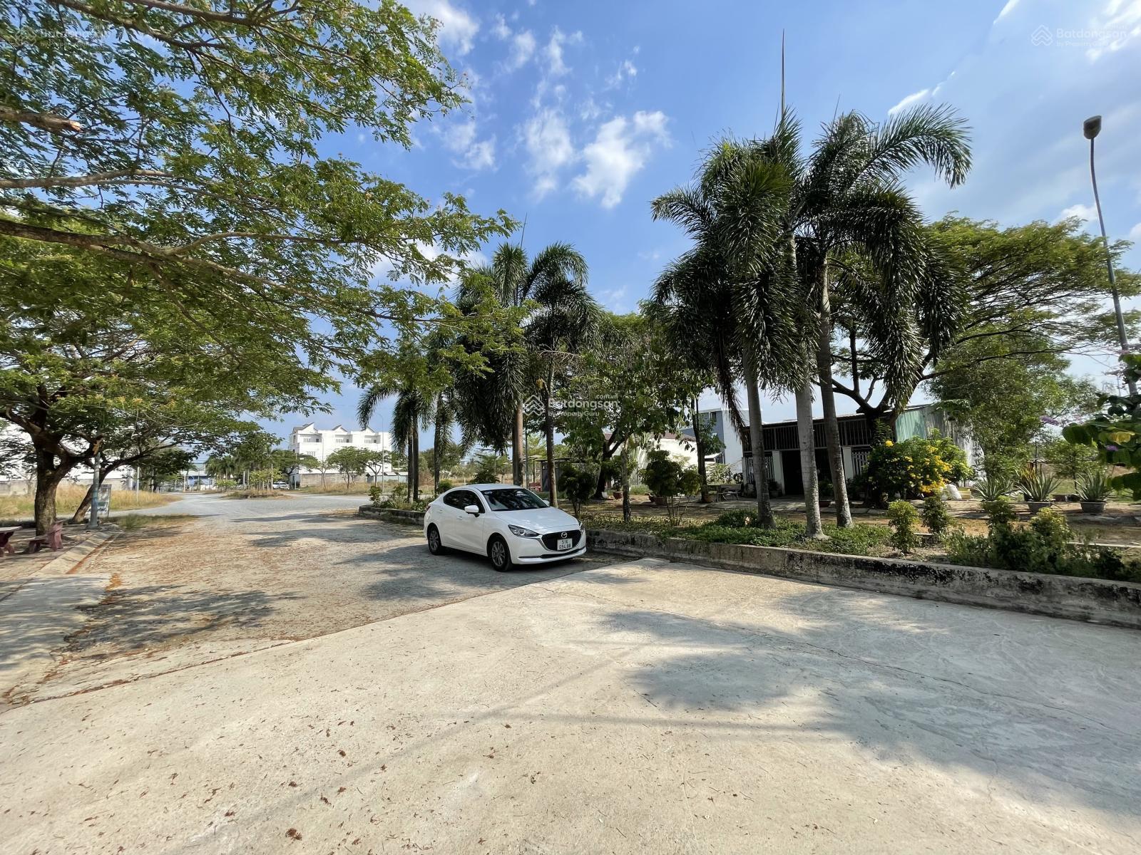 Lô đất đường 29m dự án Daresco, ngay cổng vào dự án, khu đông dân cư nhất dự án, DT 140m2
