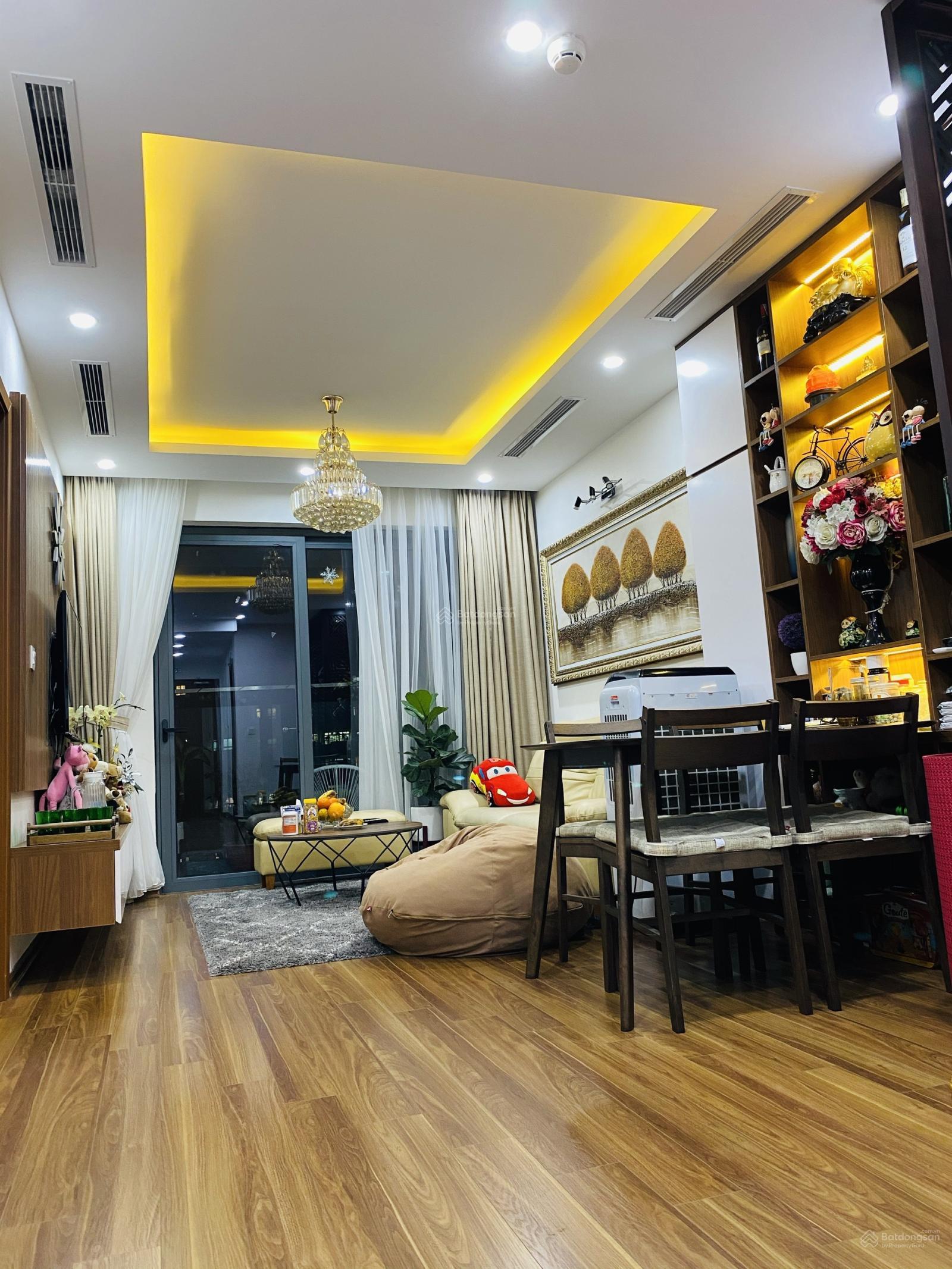 Chính chủ bán CHCC 70m2 tại Rivera Park 2N2W, giá cực chất 7,3 tỷ - Full NT - Sẵn sổ sang tên