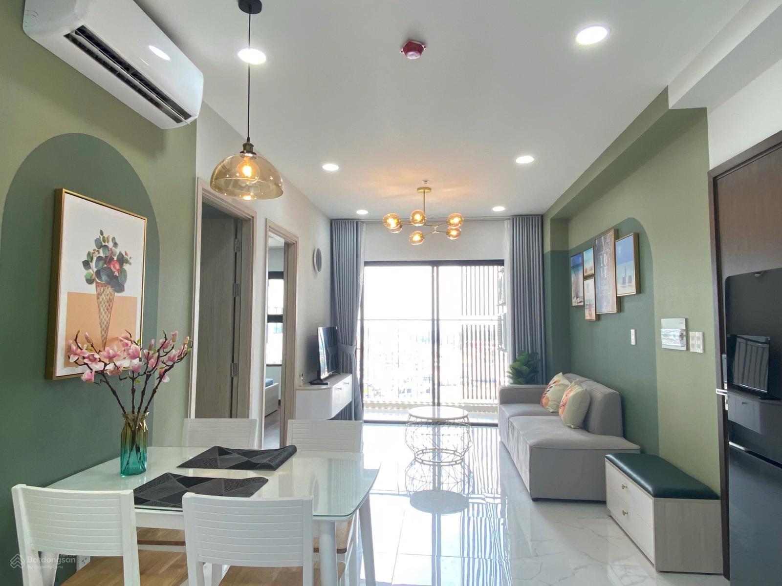 Chính chủ cho thuê nhanh 1PN 50m2 NTCB sẵn rèm giá 5tr đầy đủ tiện ích ngay Vincom