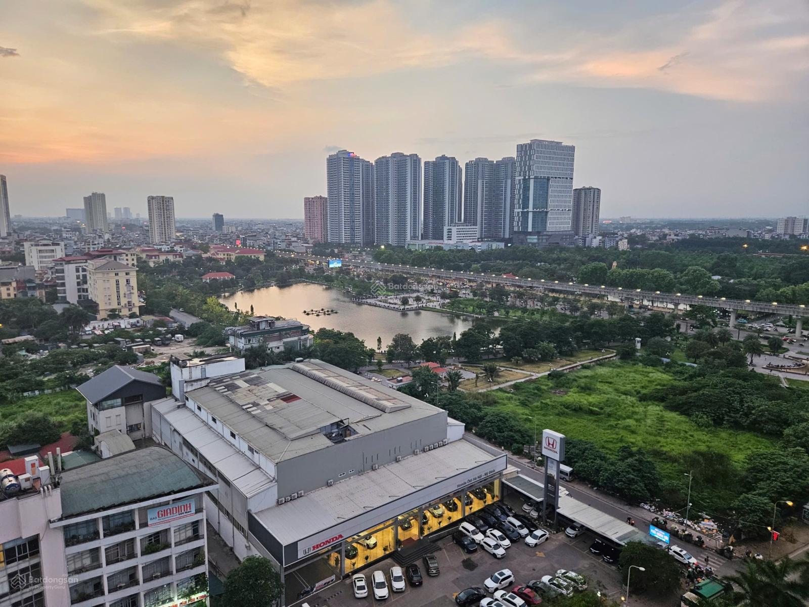 Chủ cần bán gấp nhà tại chung cư 7A Lê Đức Thọ - căn góc - view hồ 80m2 giá nhỉnh 5 tỷ Chủ cần bán gấp nhà tại chung cư 7A Lê Đức Thọ - căn góc - view hồ 80m2 giá nhỉnh 5 tỷ