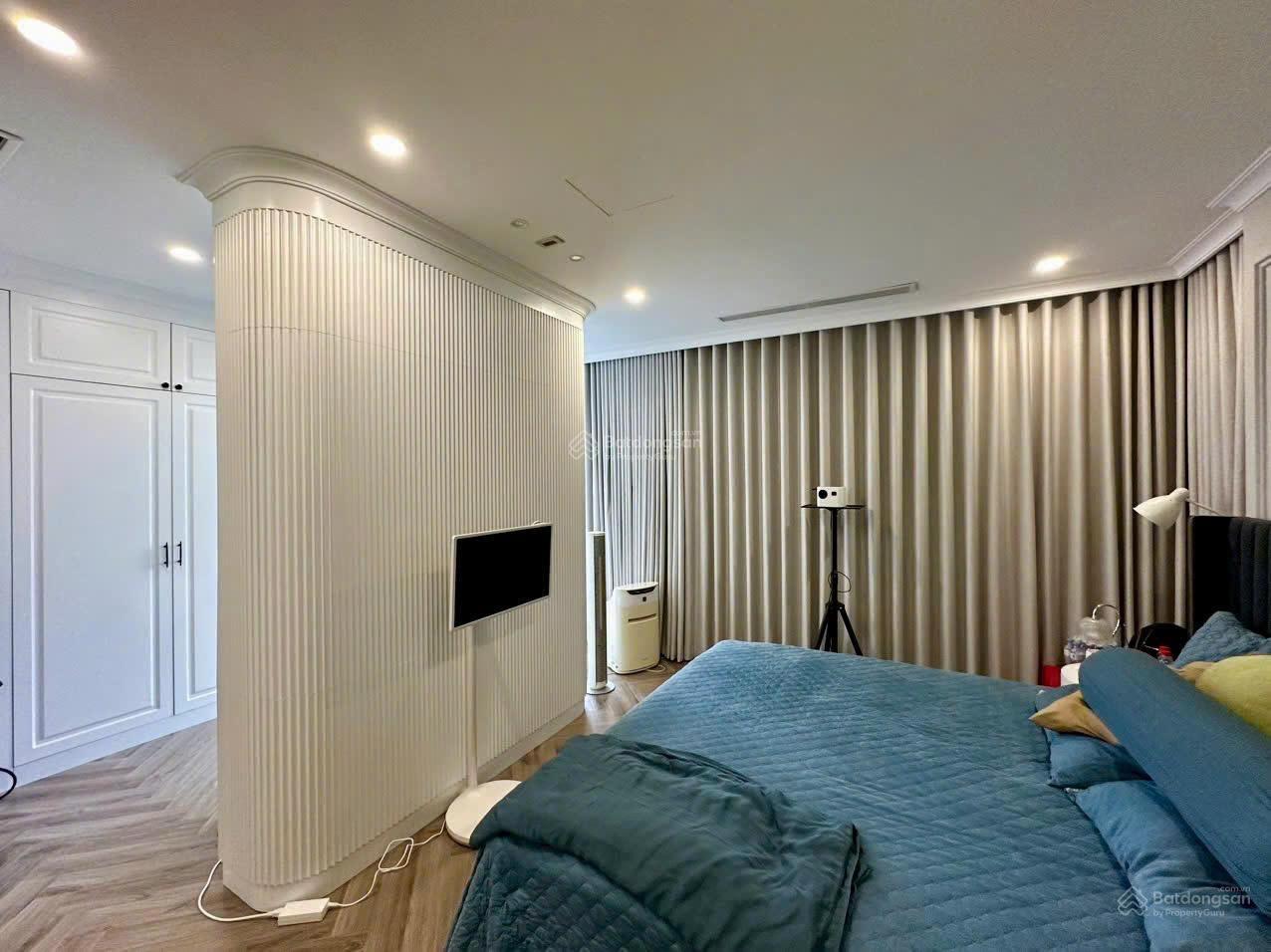 Bán căn góc Sunshine Riverside 90m2 - đã sửa đẹp 2 ngủ, 2WC view cầu Nhật Tân. LH 0966 286 *** Bán căn góc Sunshine Riverside 90m2 - đã sửa đẹp 2 ngủ, 2WC view cầu Nhật Tân. LH 0966 286 ***