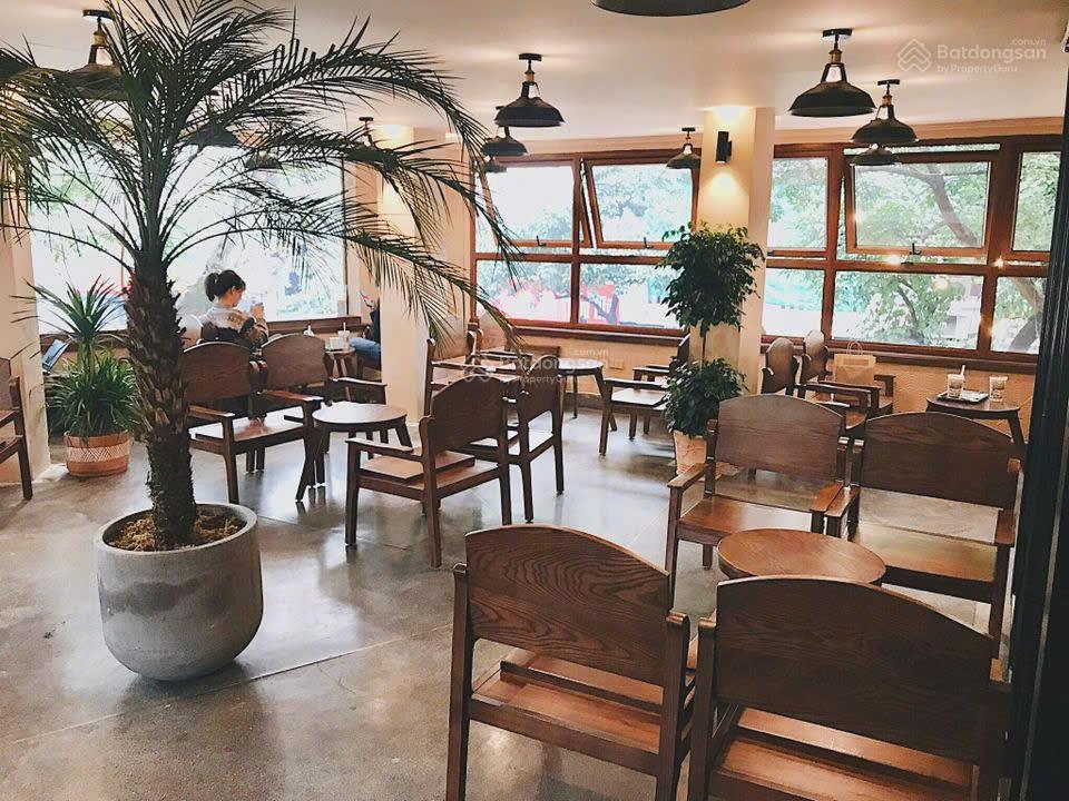 Cho thuê mặt bằng lô góc phố Lý Thường Kiệt, 150m², MT siêu rộng 18m, giá thuê 100 triệu/tháng Cho thuê mặt bằng lô góc phố Lý Thường Kiệt, 150m², MT siêu rộng 18m, giá thuê 100 triệu/tháng